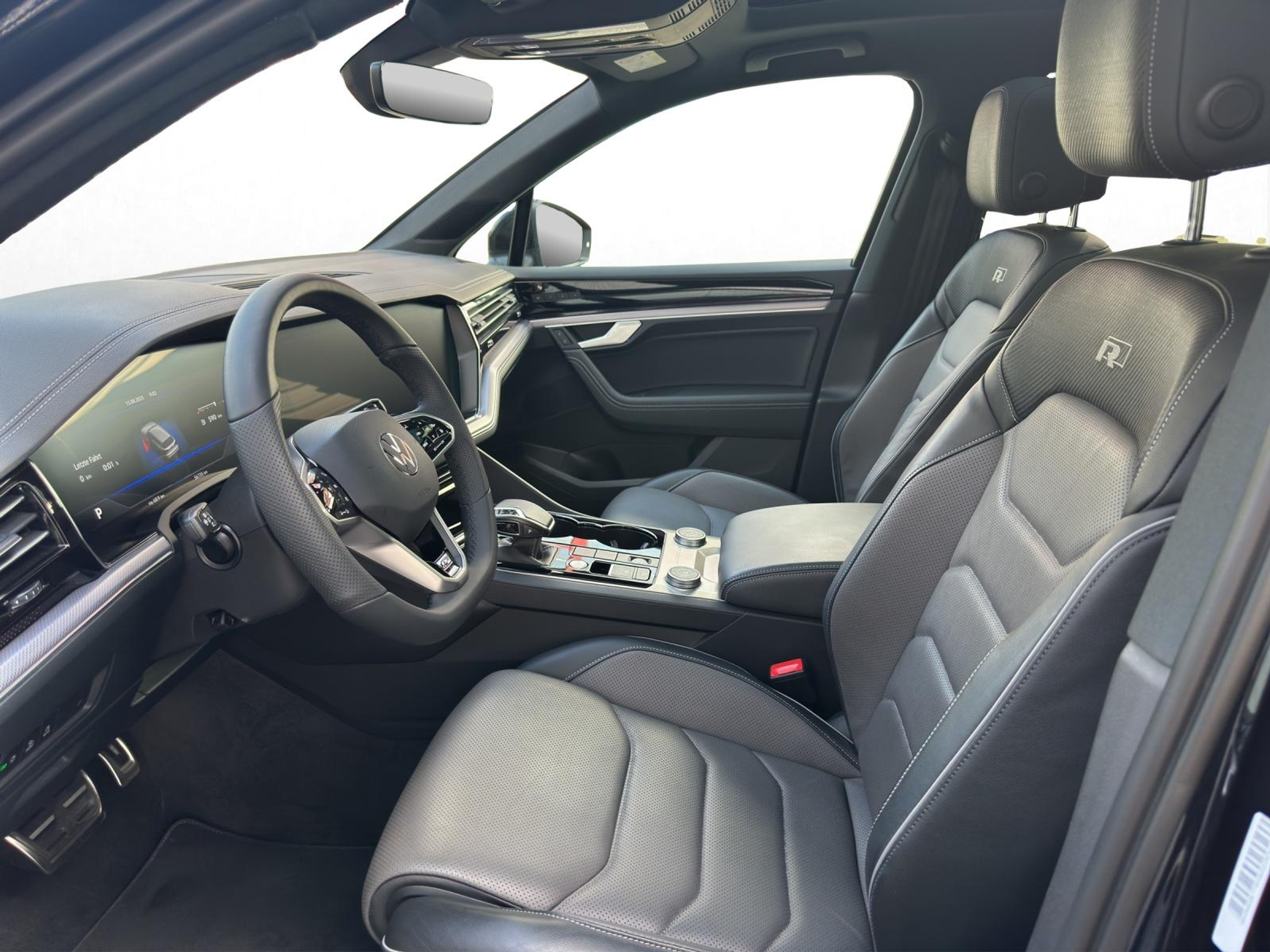 listing desktop thumbnail image 9