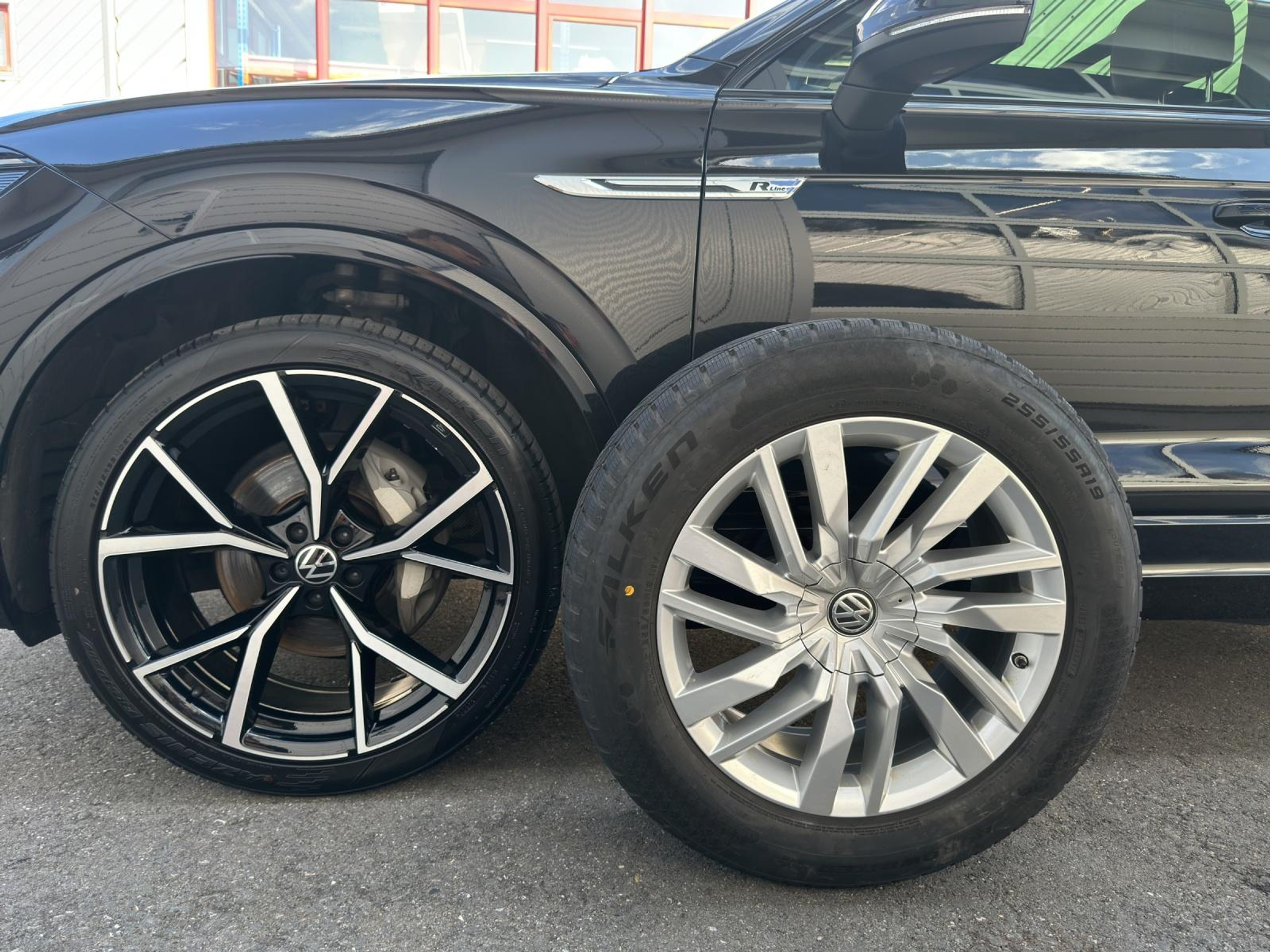 listing desktop thumbnail image 19