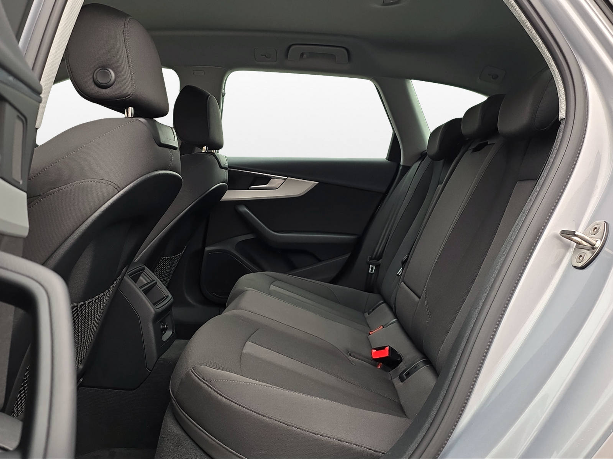 listing desktop thumbnail image 10