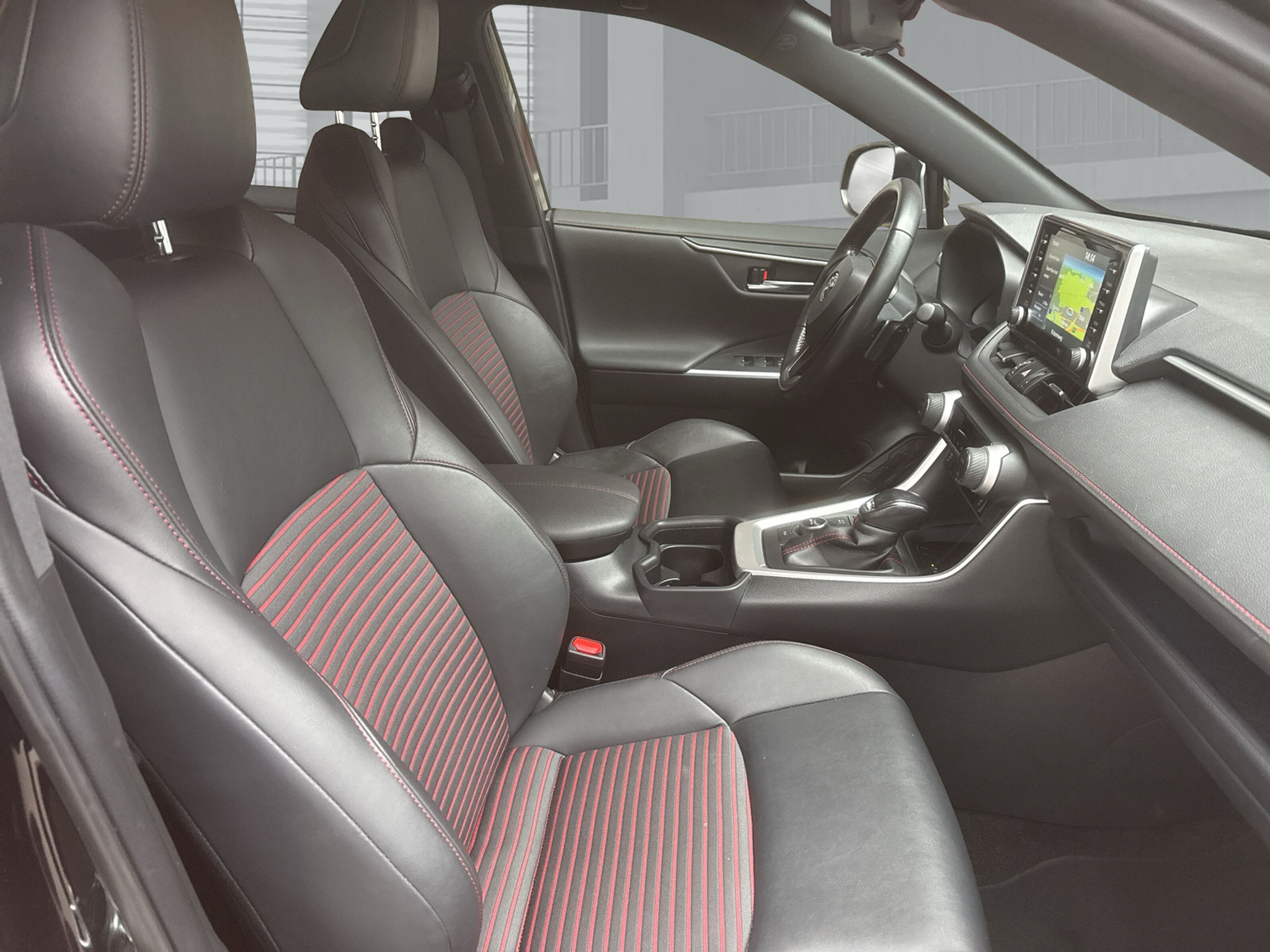 listing desktop thumbnail image 10