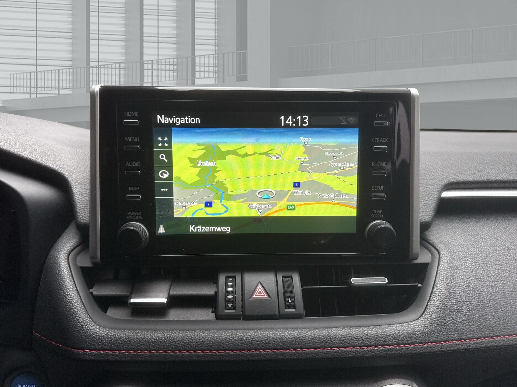 listing desktop thumbnail image 17