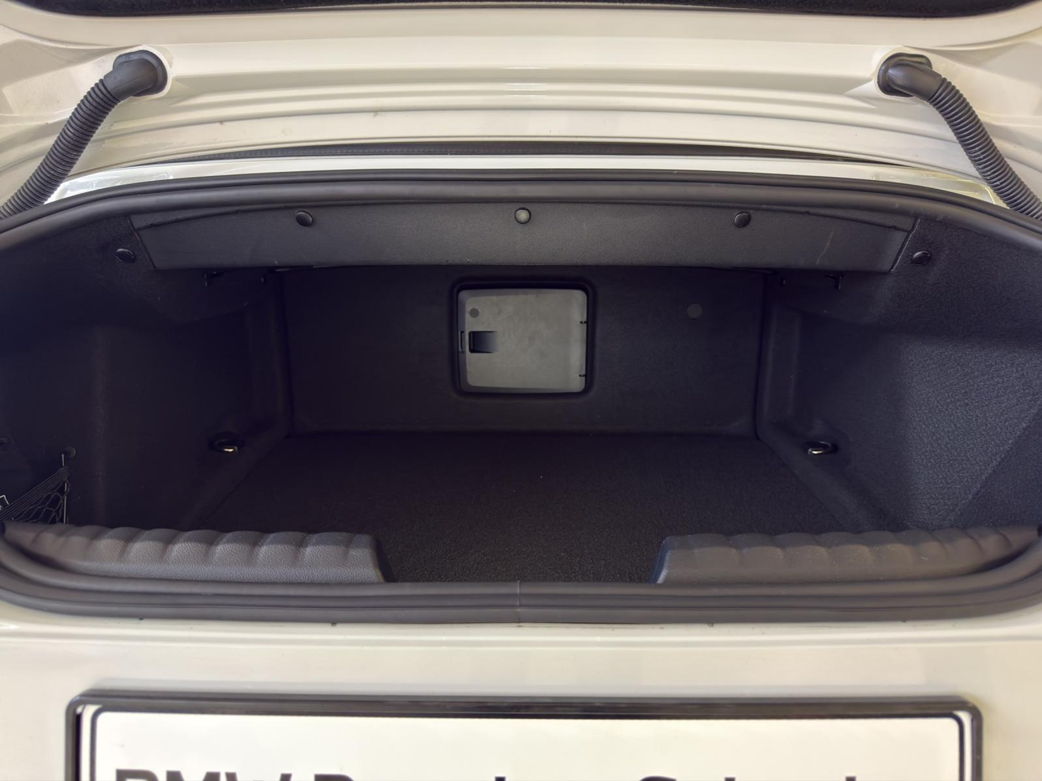 listing desktop thumbnail image 16