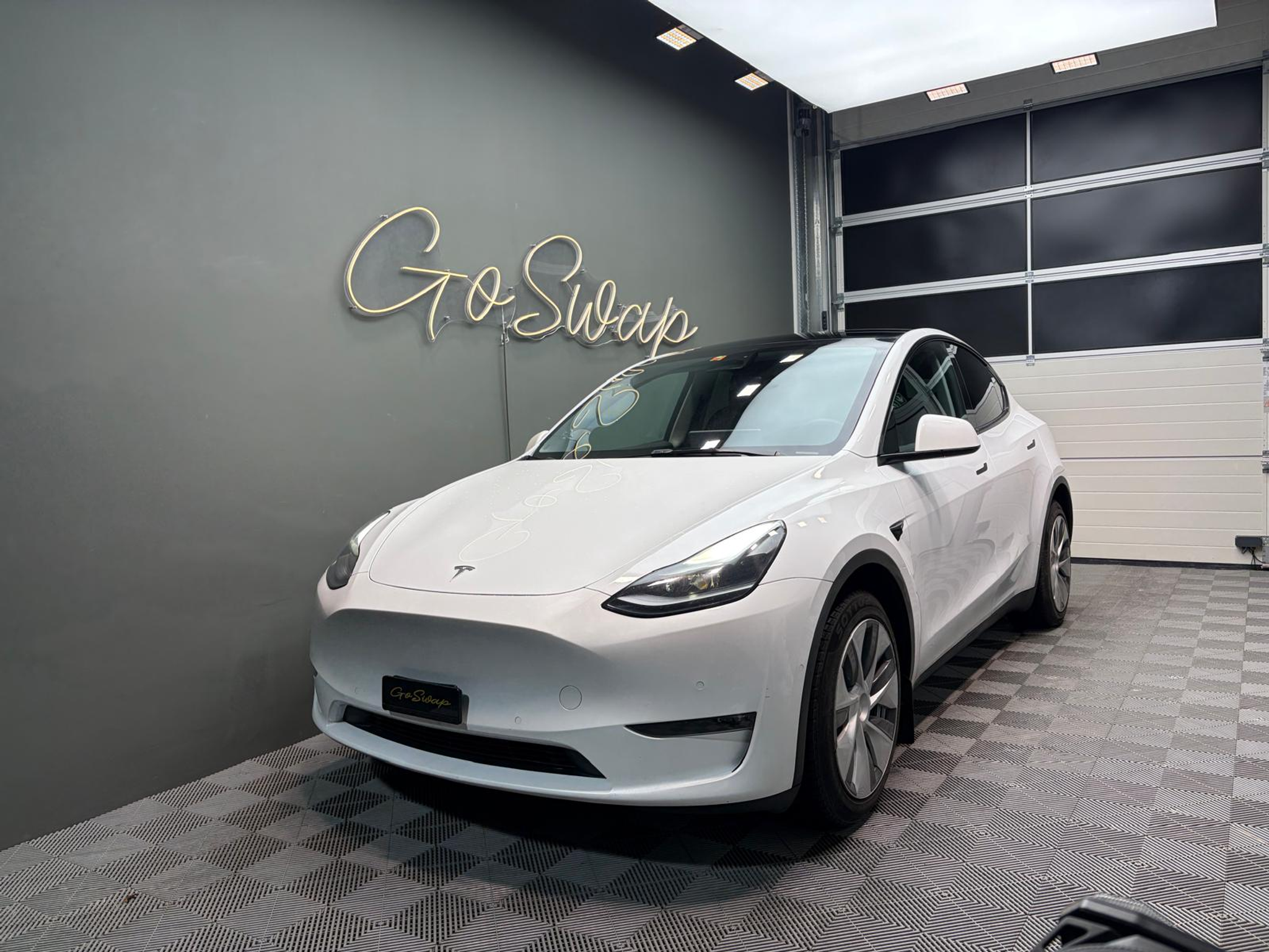 listing desktop thumbnail image 7