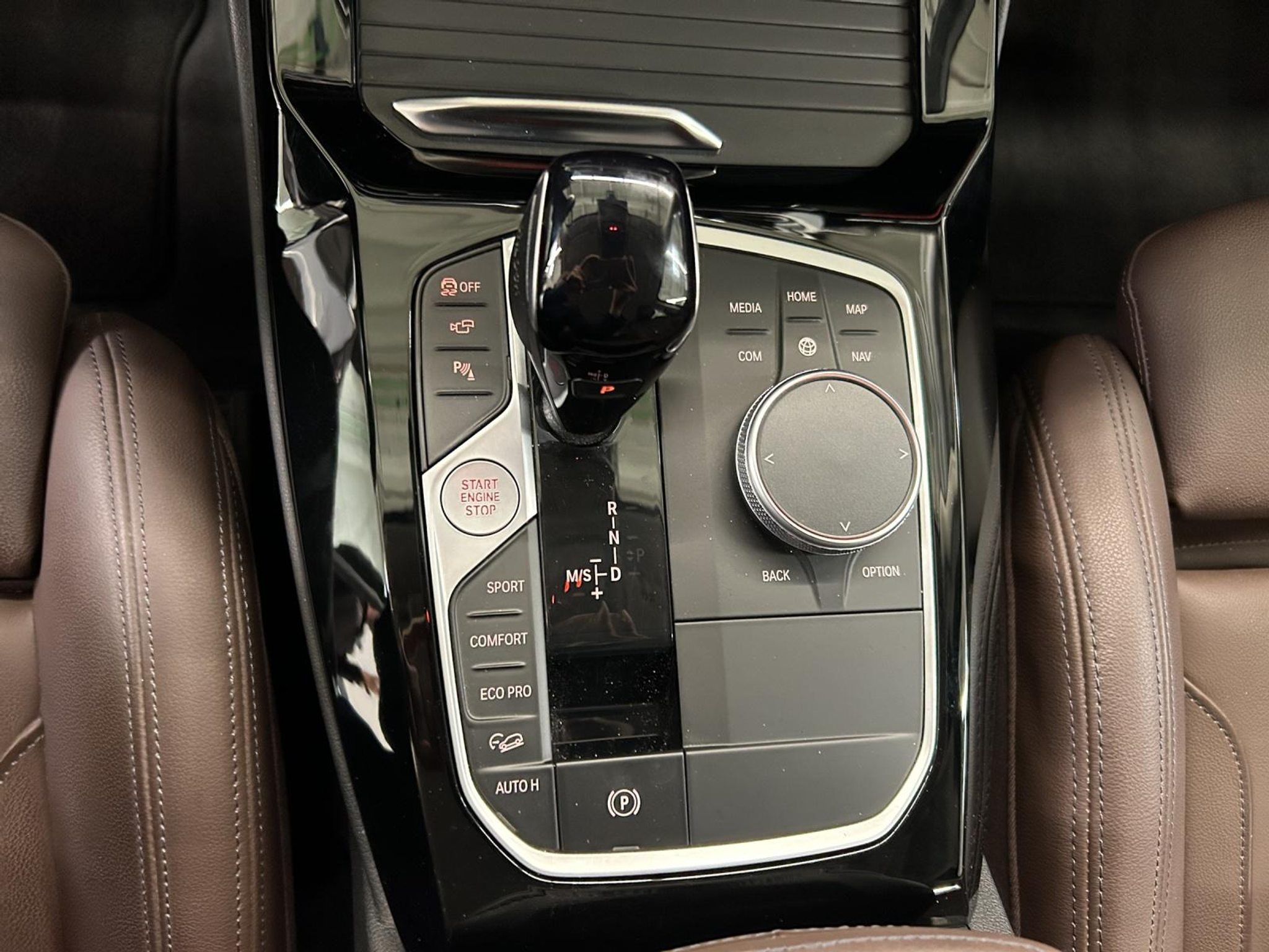 listing desktop thumbnail image 14