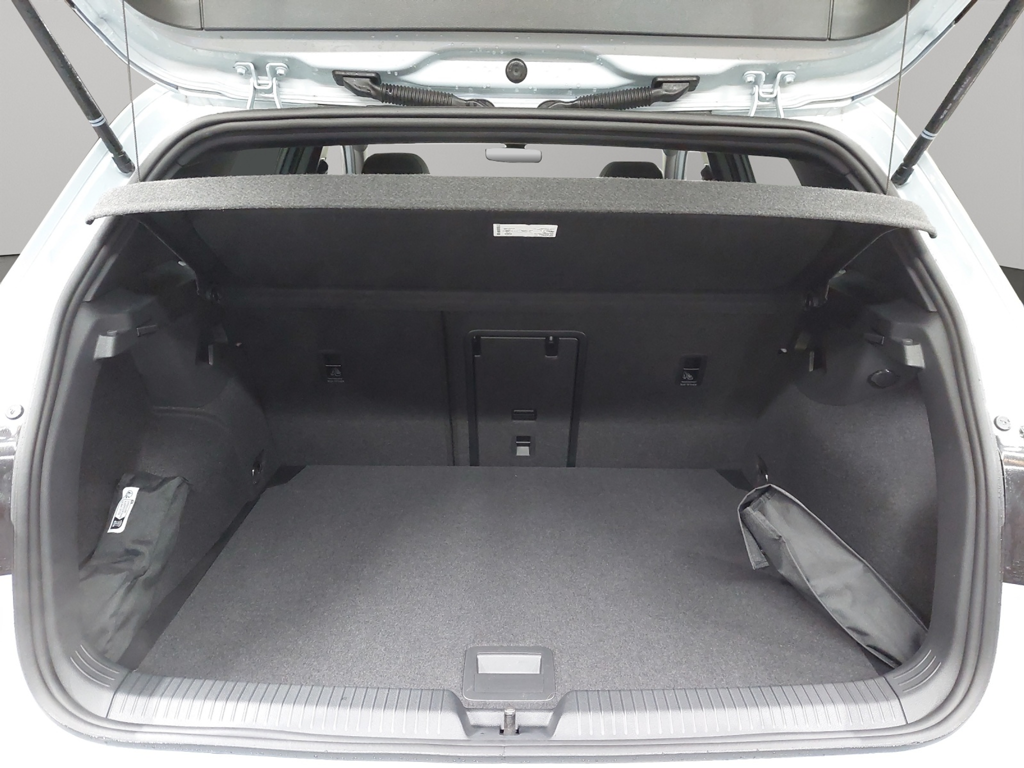 listing desktop thumbnail image 10