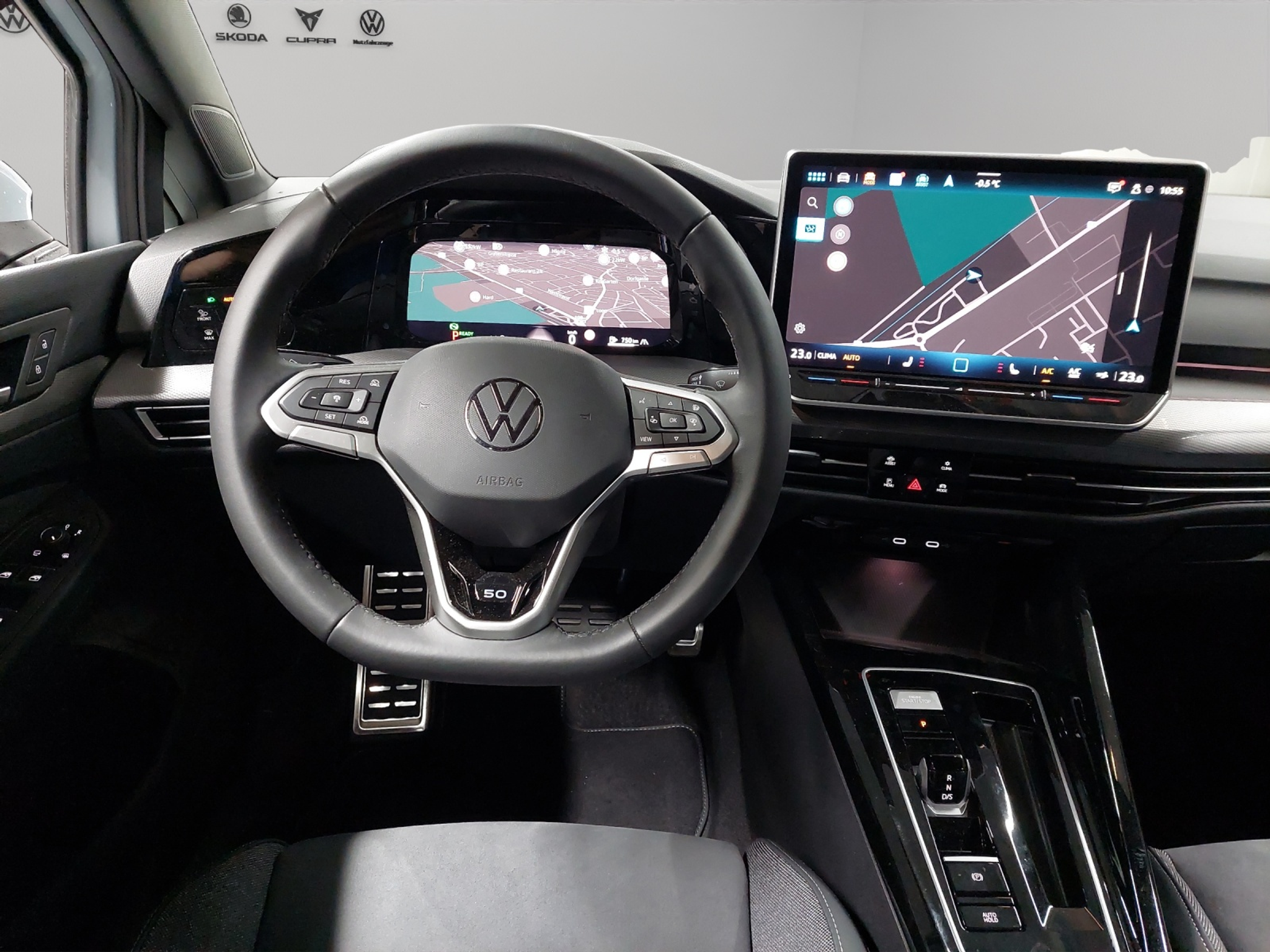 listing desktop thumbnail image 6