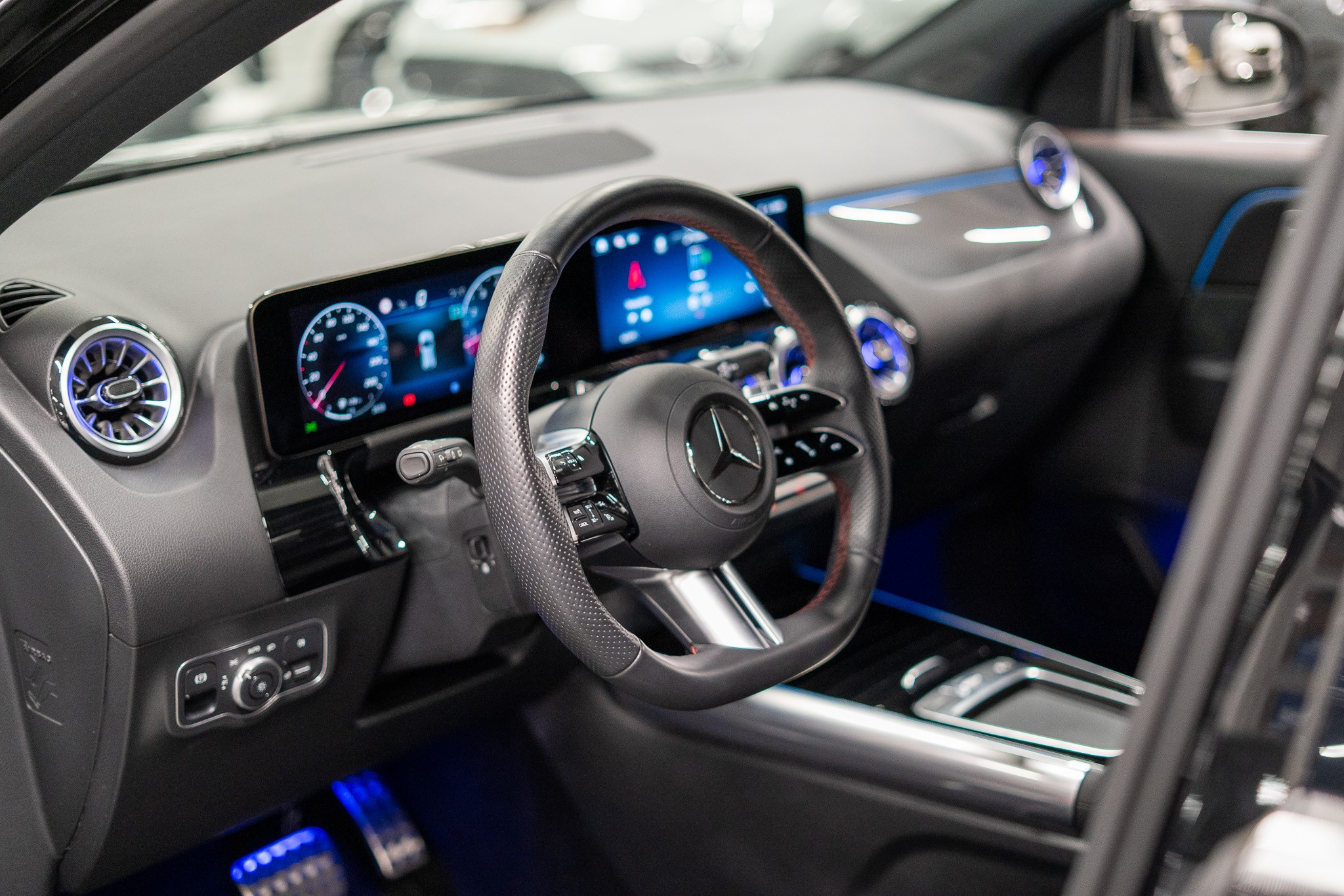 listing desktop thumbnail image 8