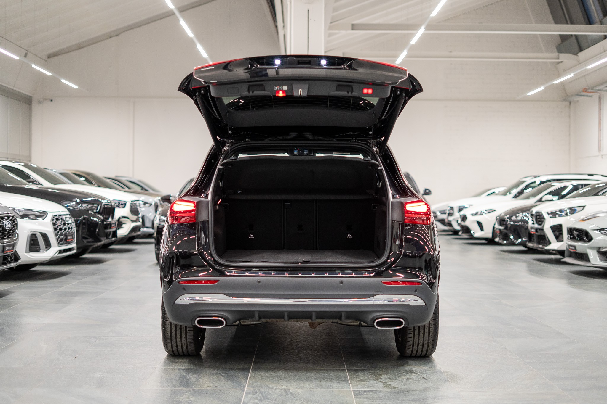 listing desktop thumbnail image 5