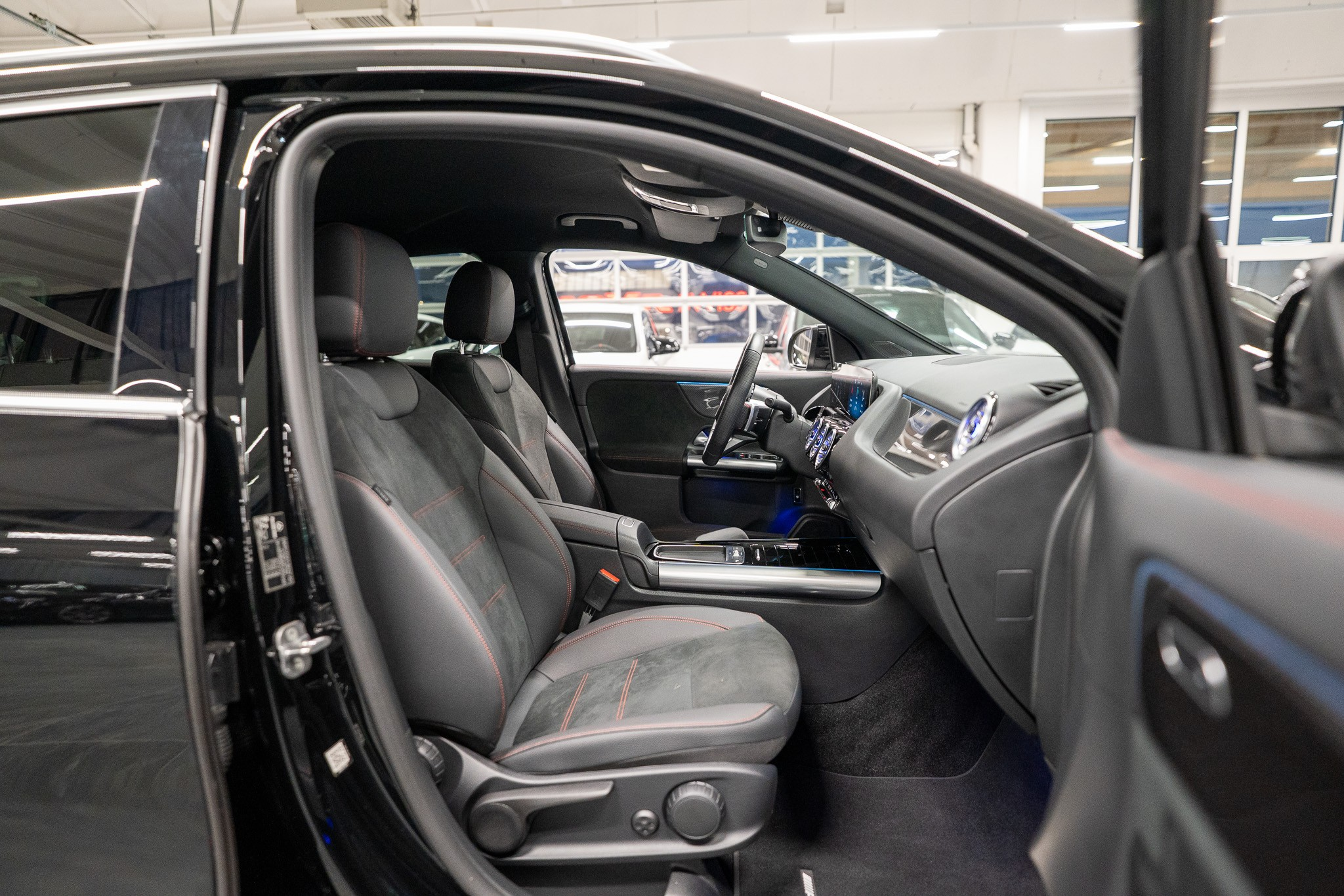 listing desktop thumbnail image 13