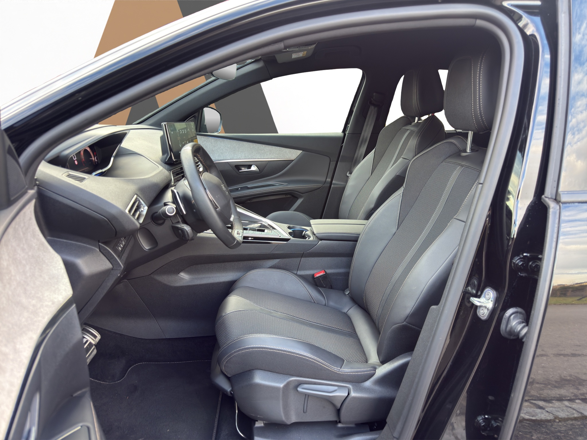 listing desktop thumbnail image 8