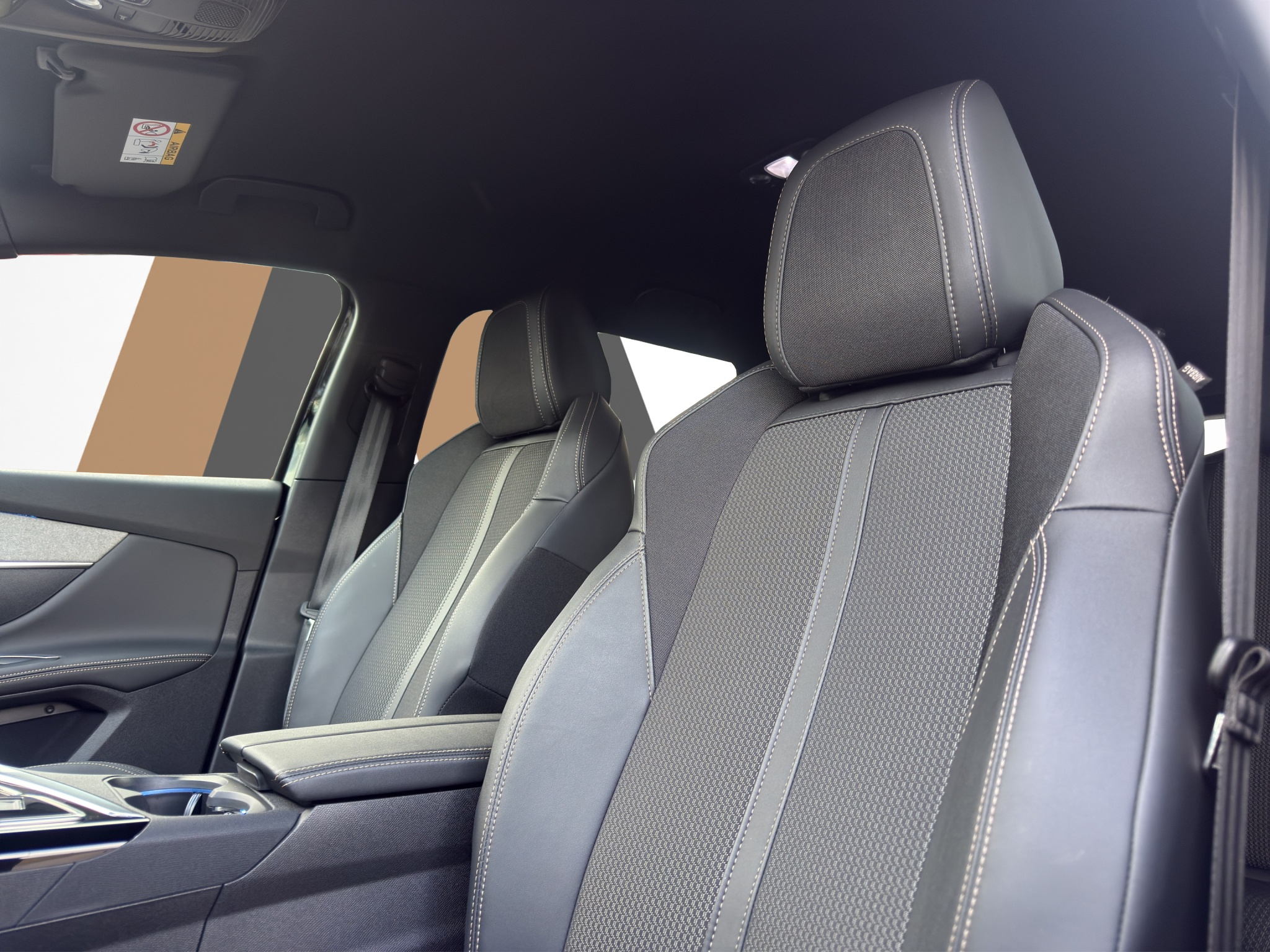 listing desktop thumbnail image 19