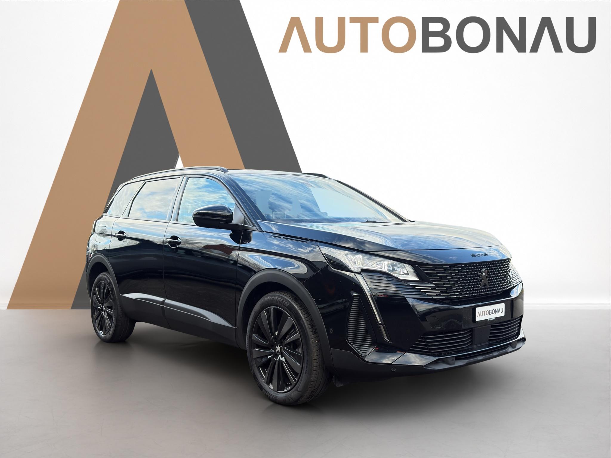 listing desktop thumbnail image 6