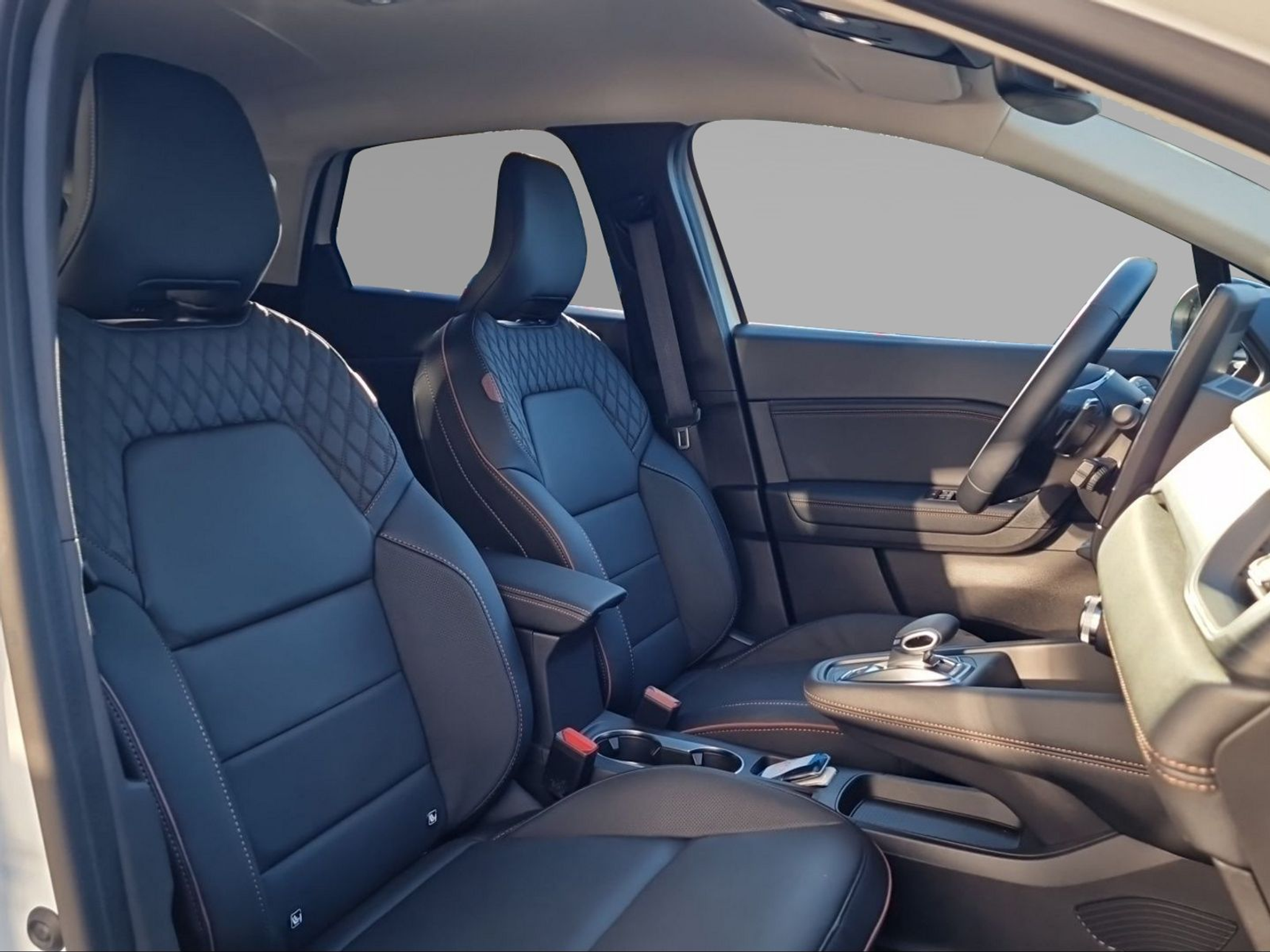 listing desktop thumbnail image 2