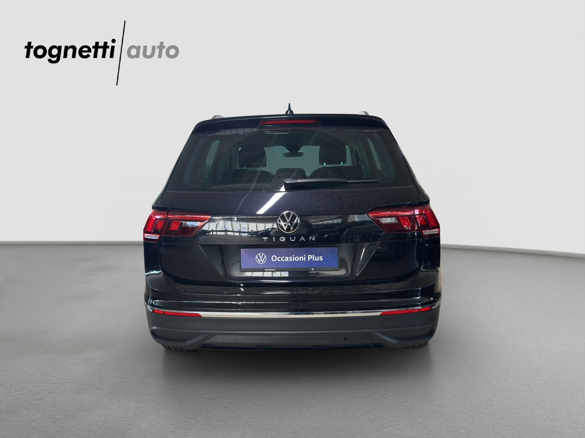 listing desktop thumbnail image 4