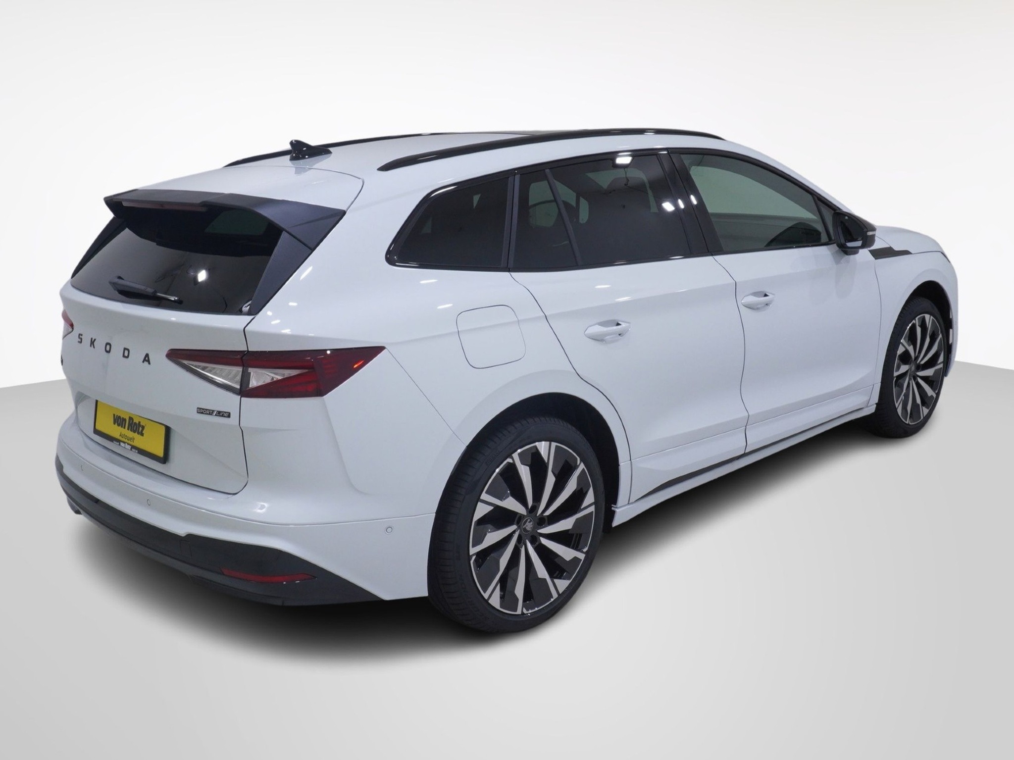 listing desktop thumbnail image 5