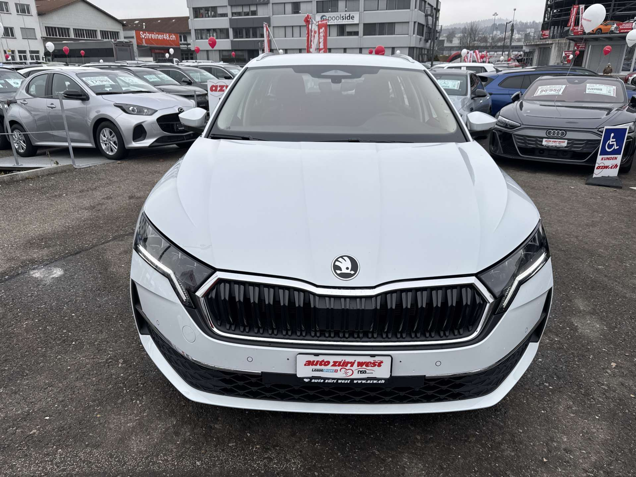 listing desktop thumbnail image 13