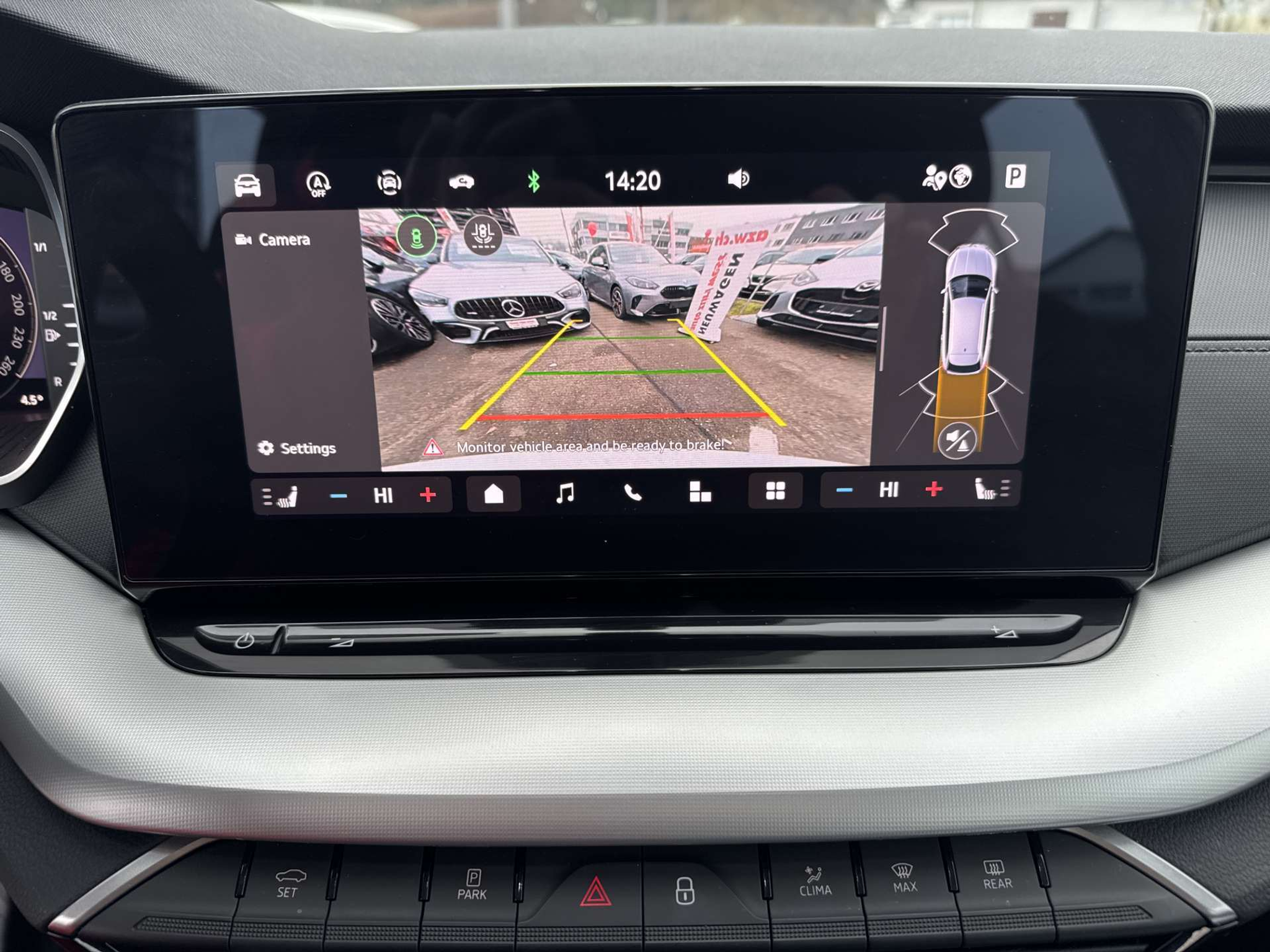 listing desktop thumbnail image 9