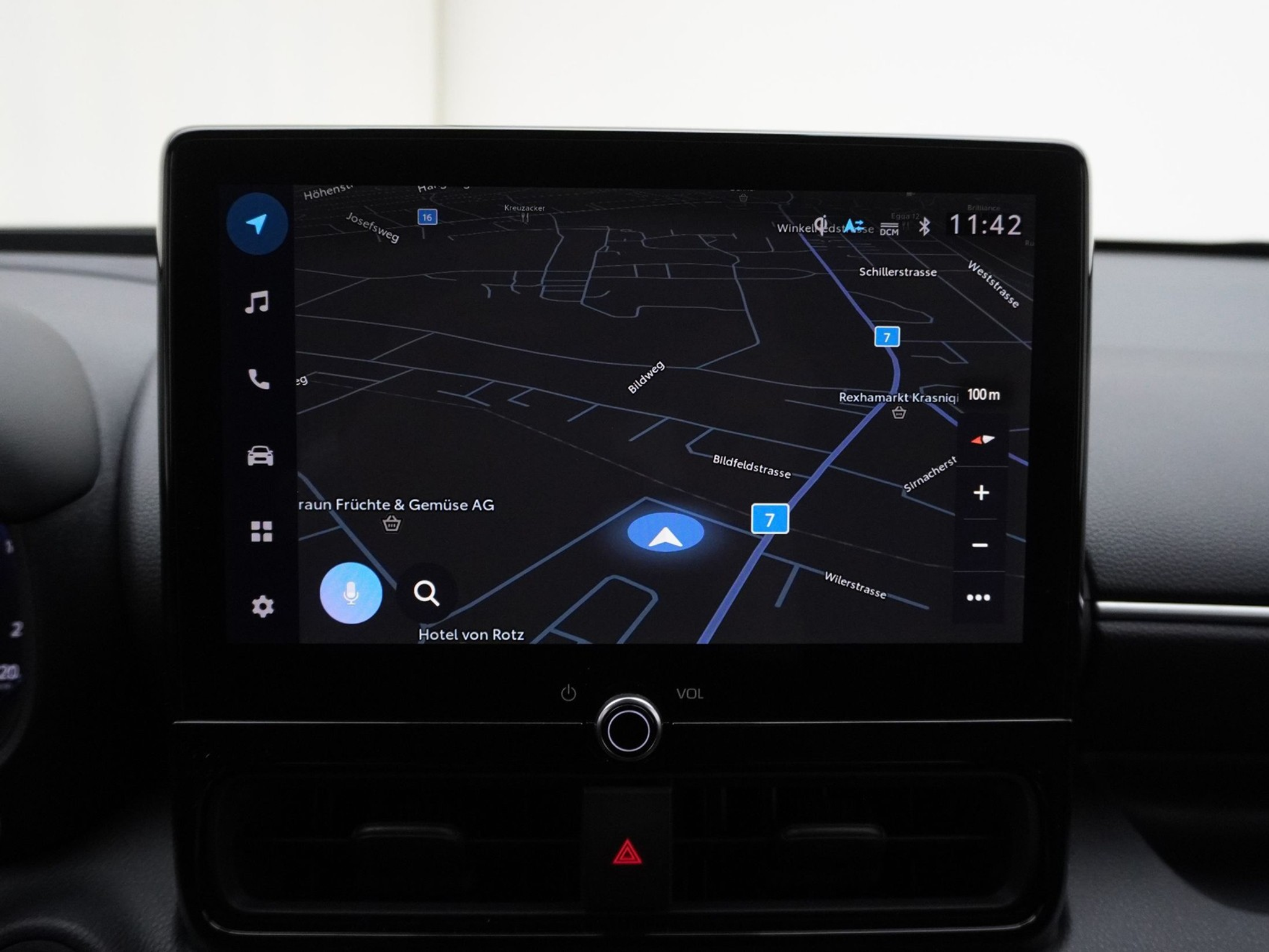 listing desktop thumbnail image 15