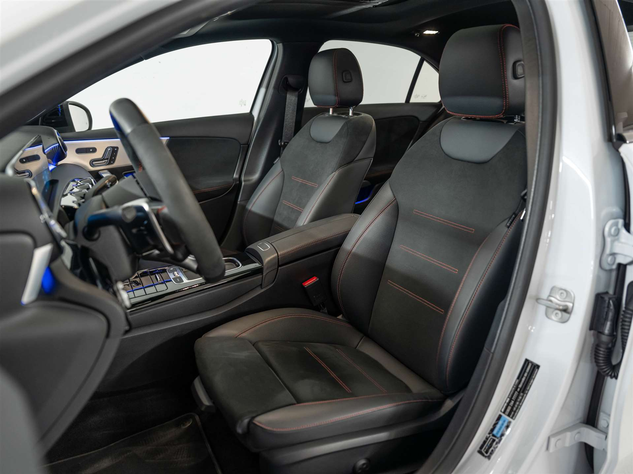 listing desktop thumbnail image 10