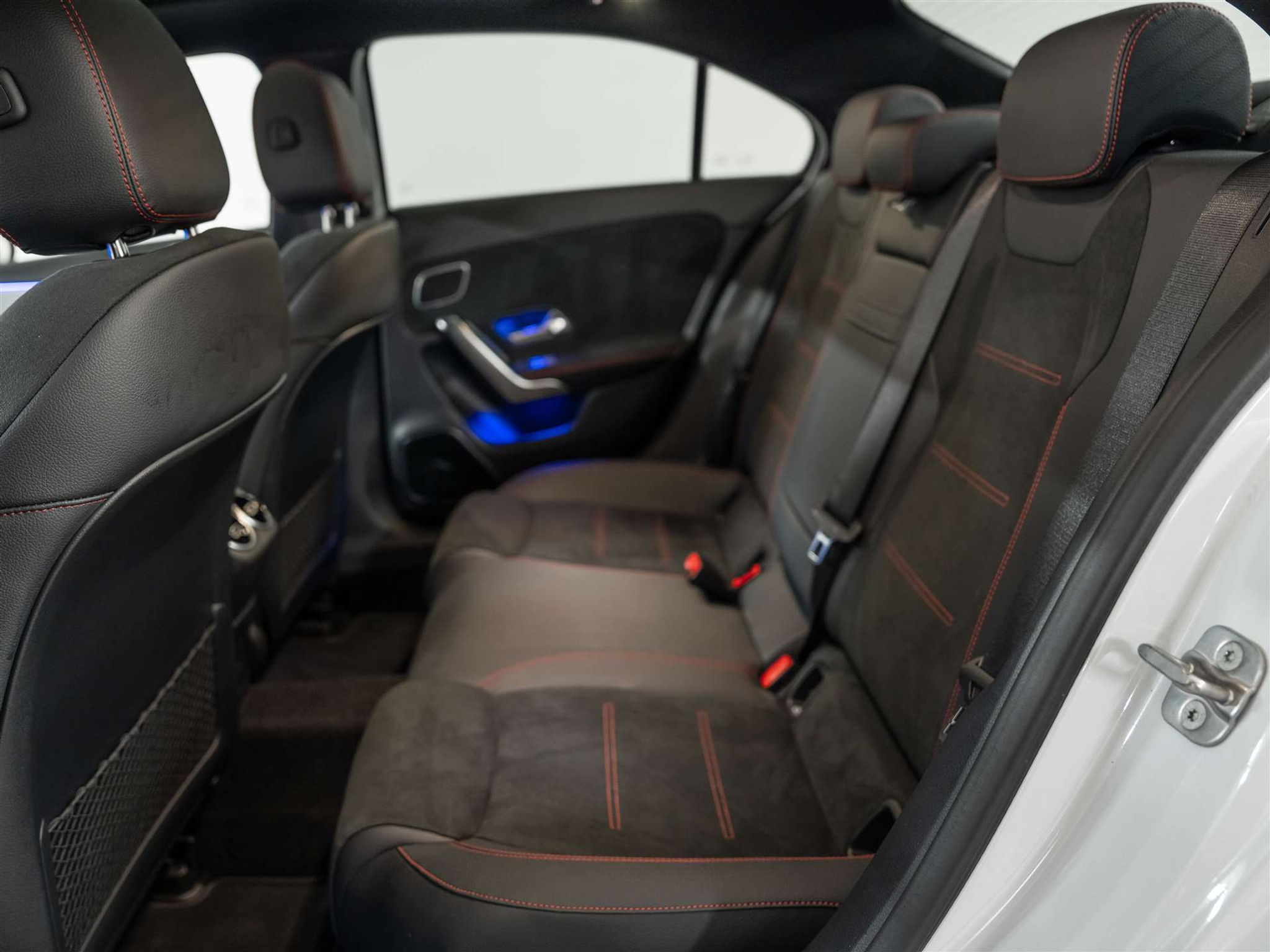 listing desktop thumbnail image 14