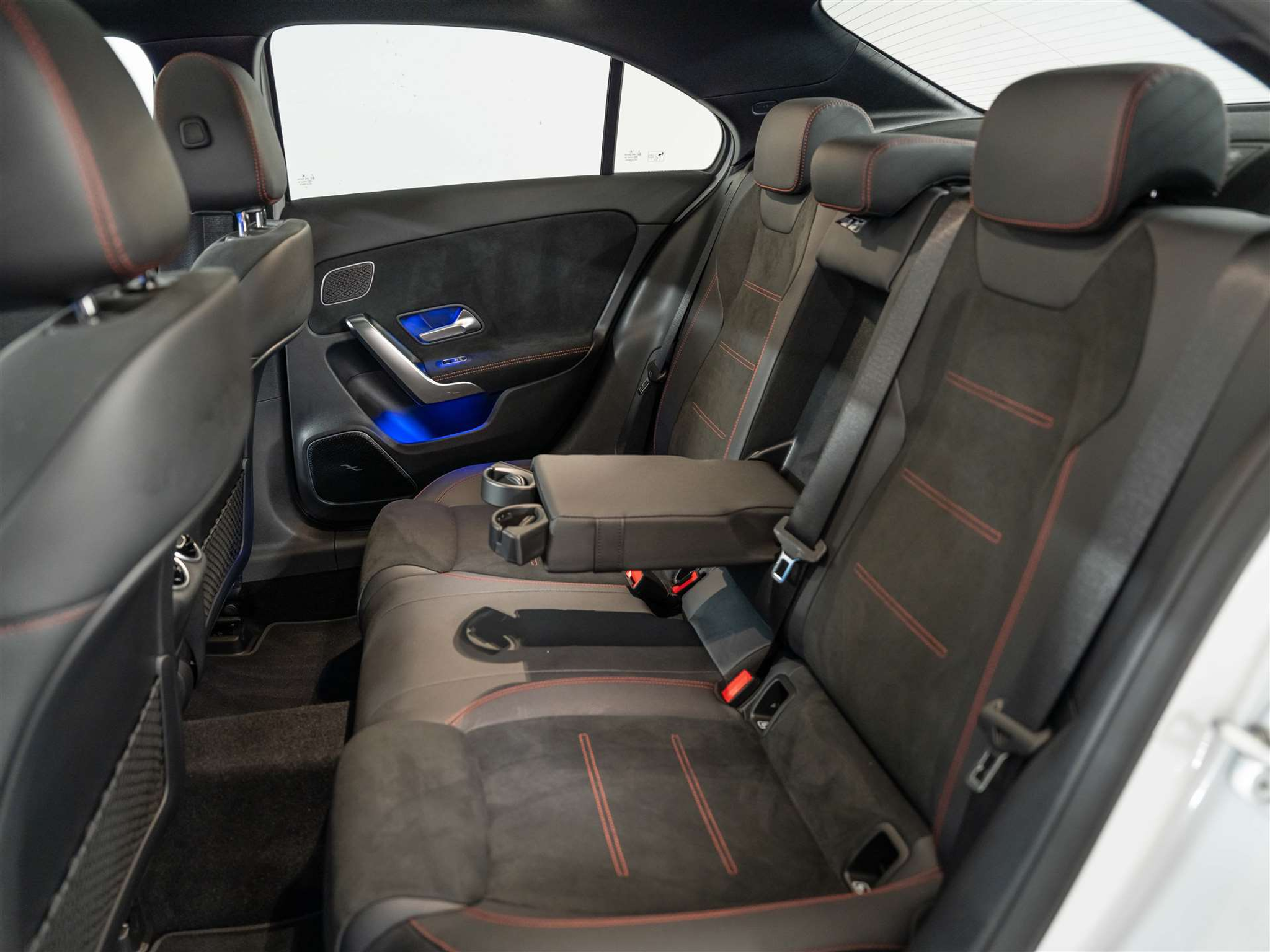 listing desktop thumbnail image 15