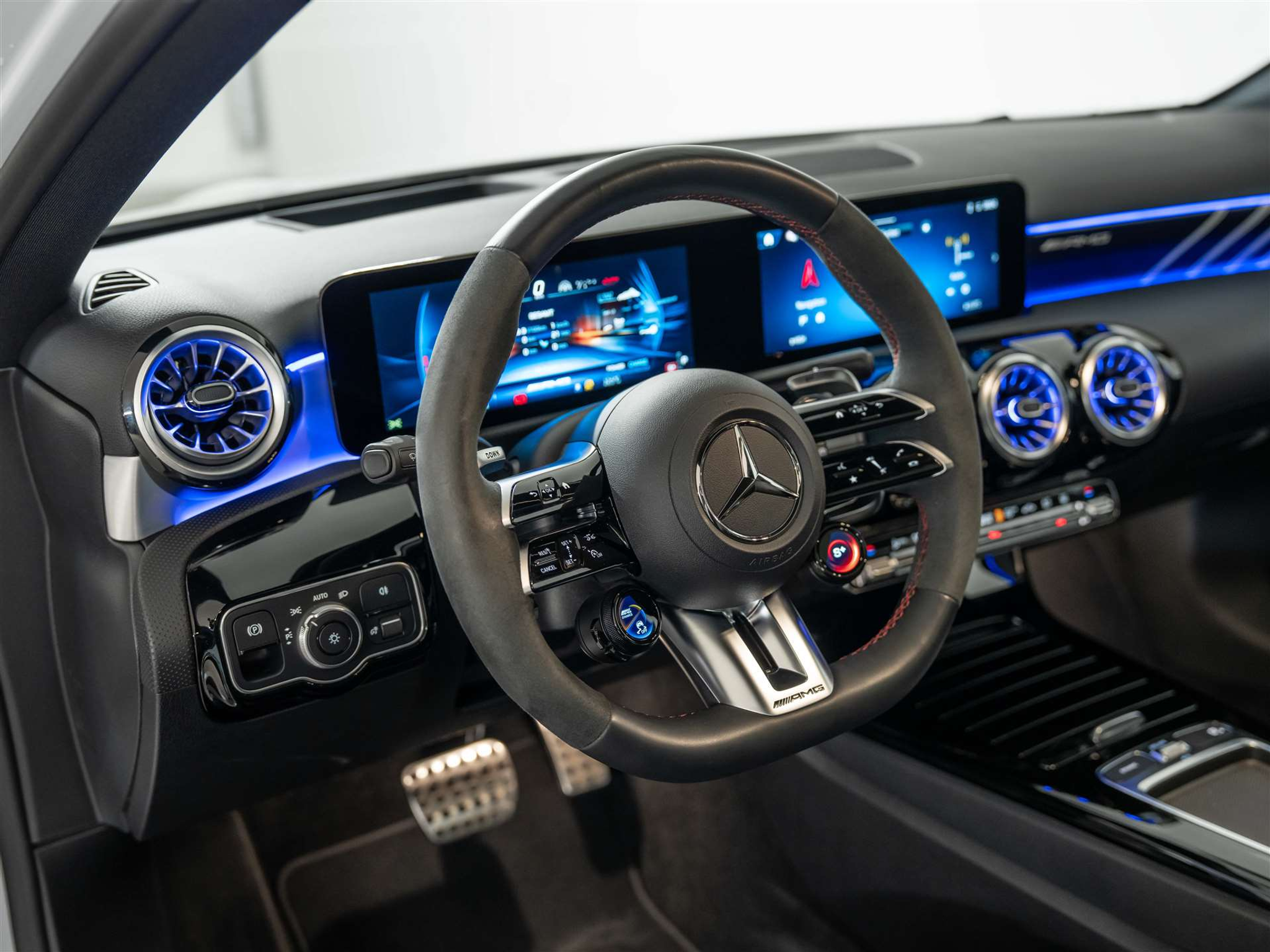 listing desktop thumbnail image 8