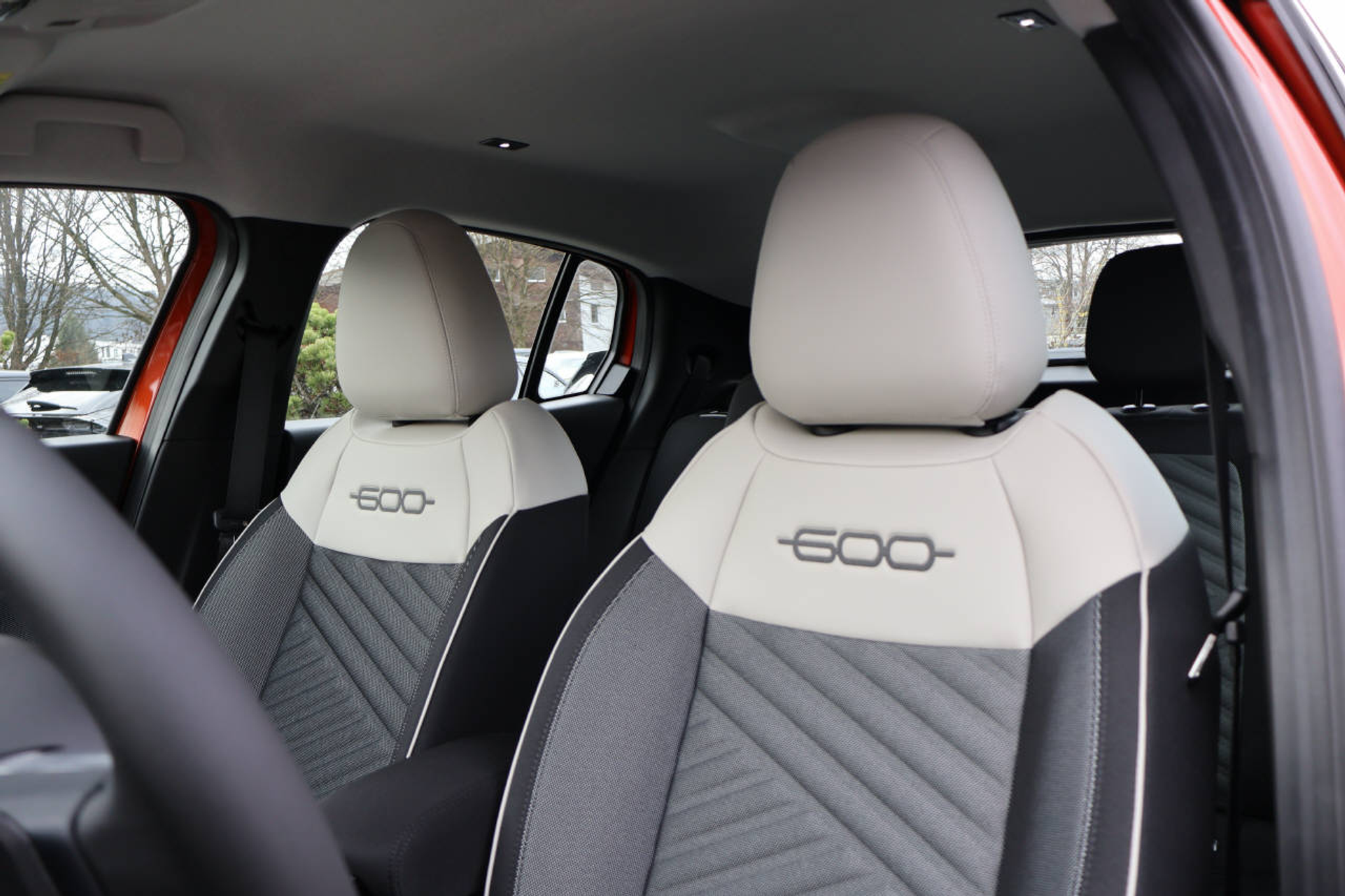 listing desktop thumbnail image 10