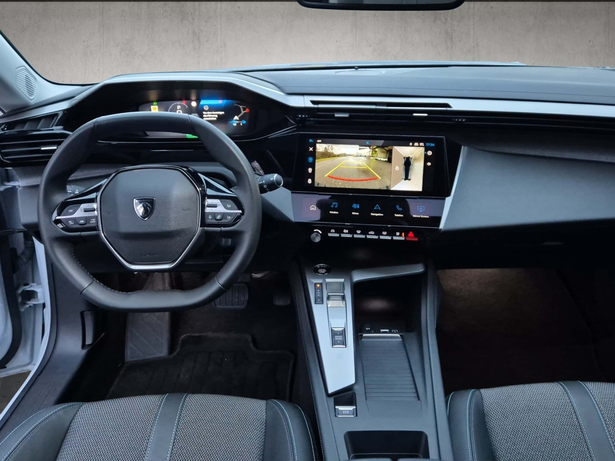 listing desktop thumbnail image 13