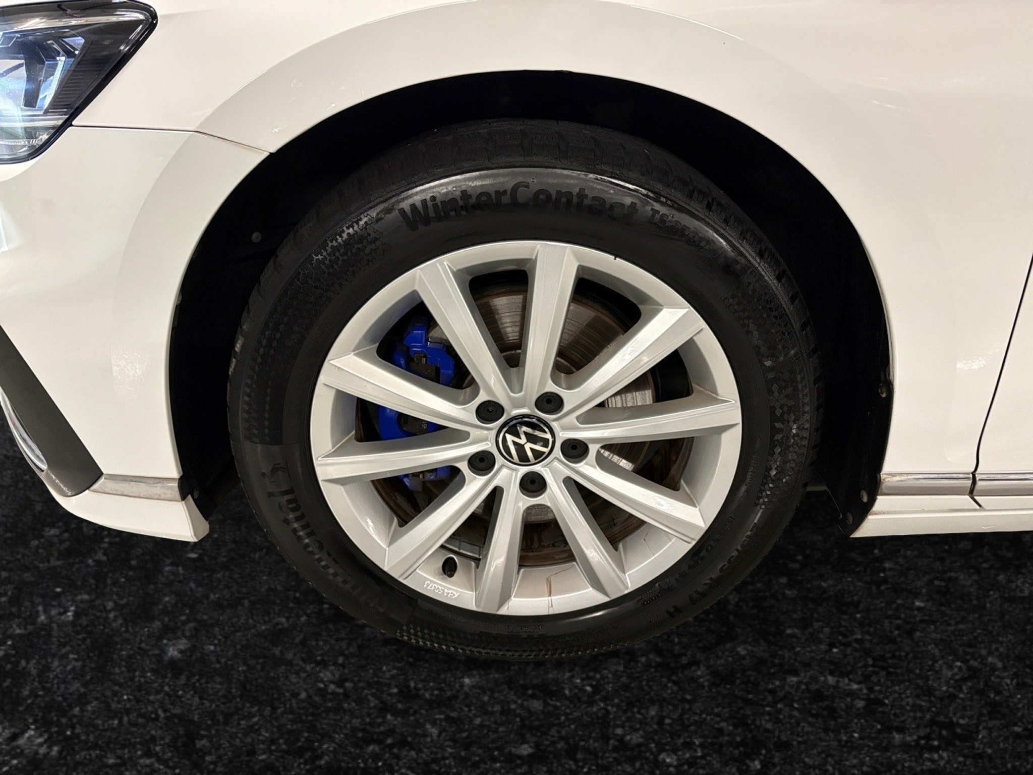 listing desktop thumbnail image 16