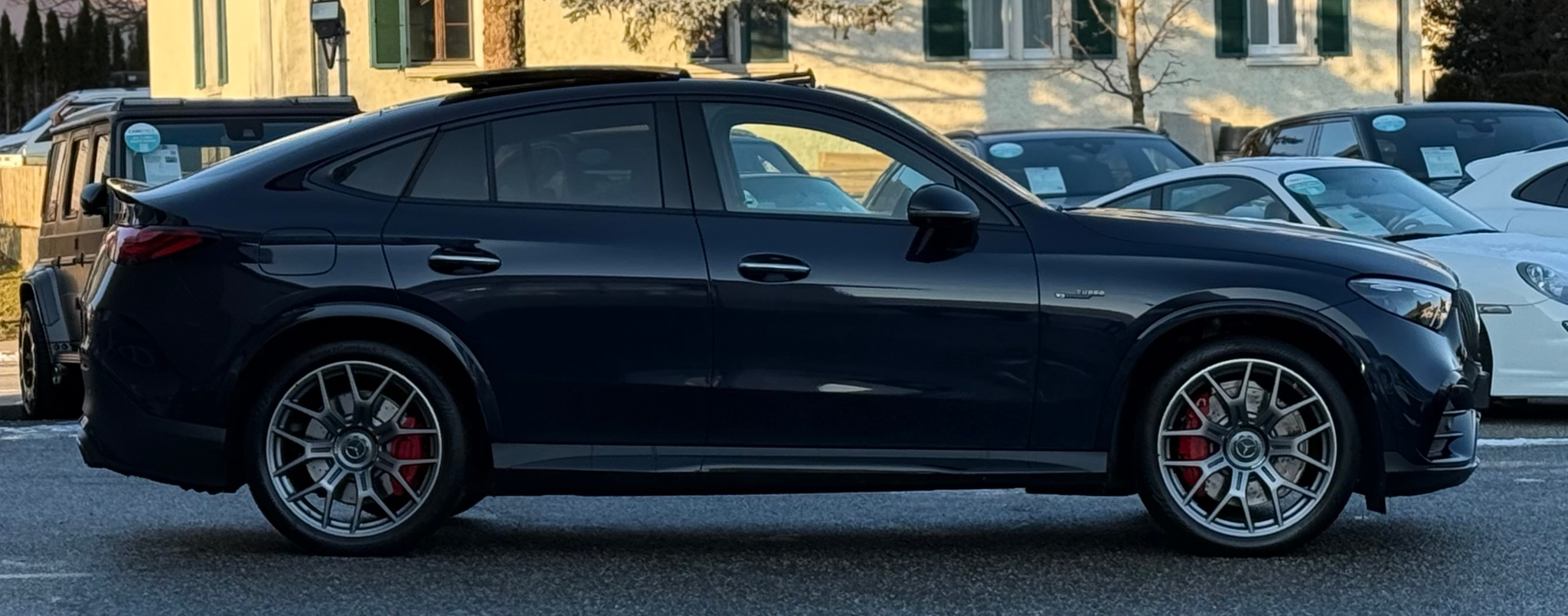 listing desktop thumbnail image 3