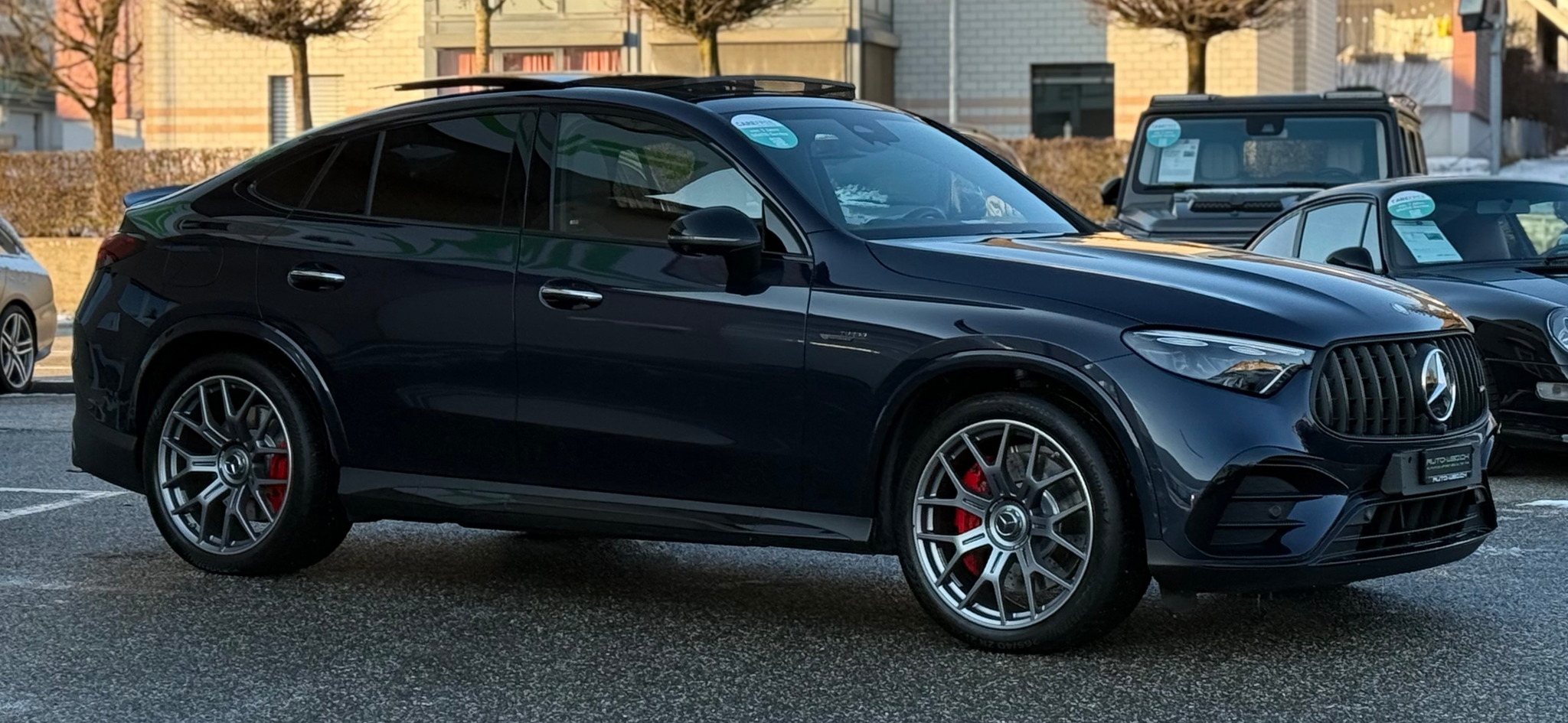 listing desktop thumbnail image 2