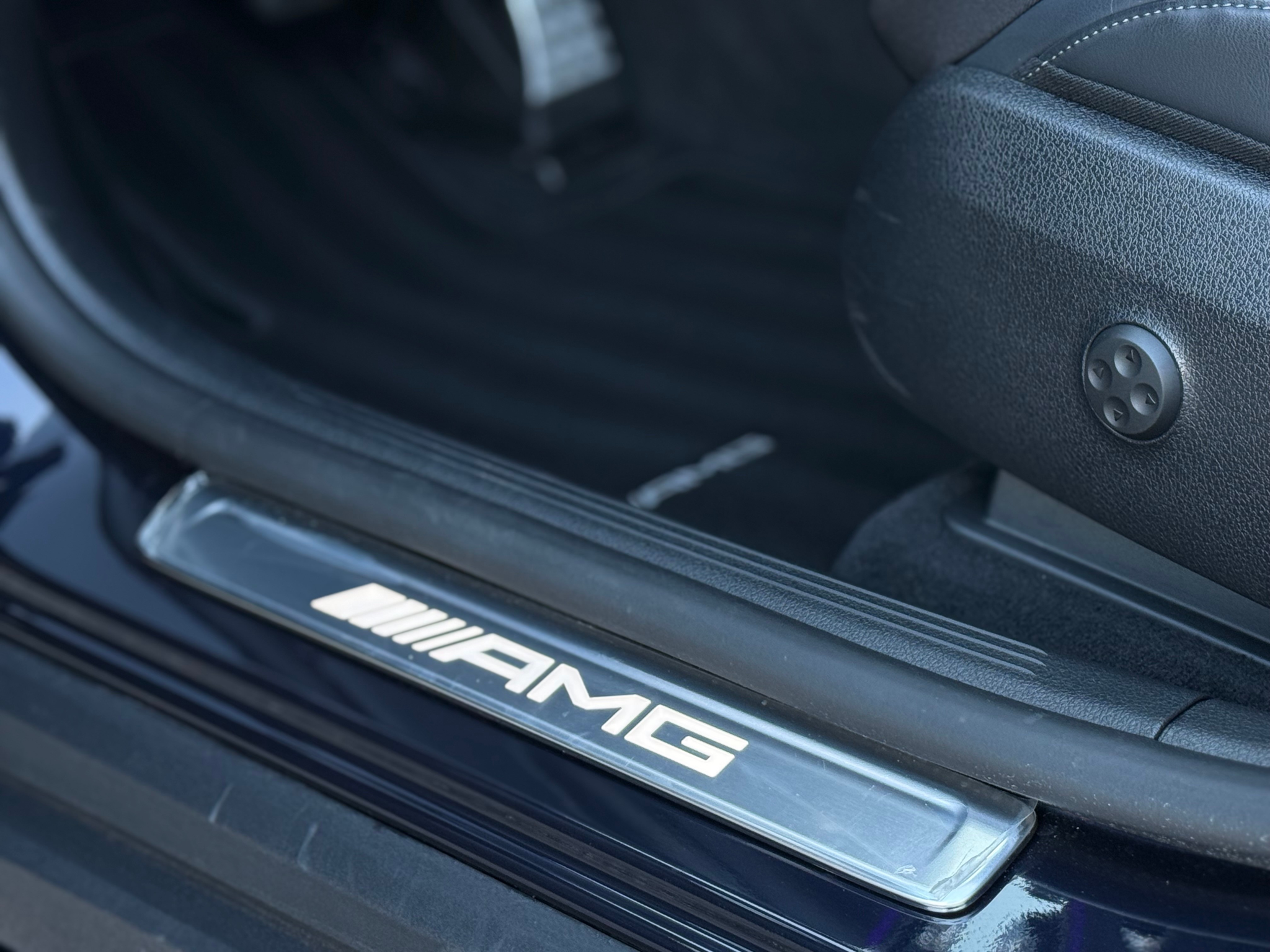 listing desktop thumbnail image 14