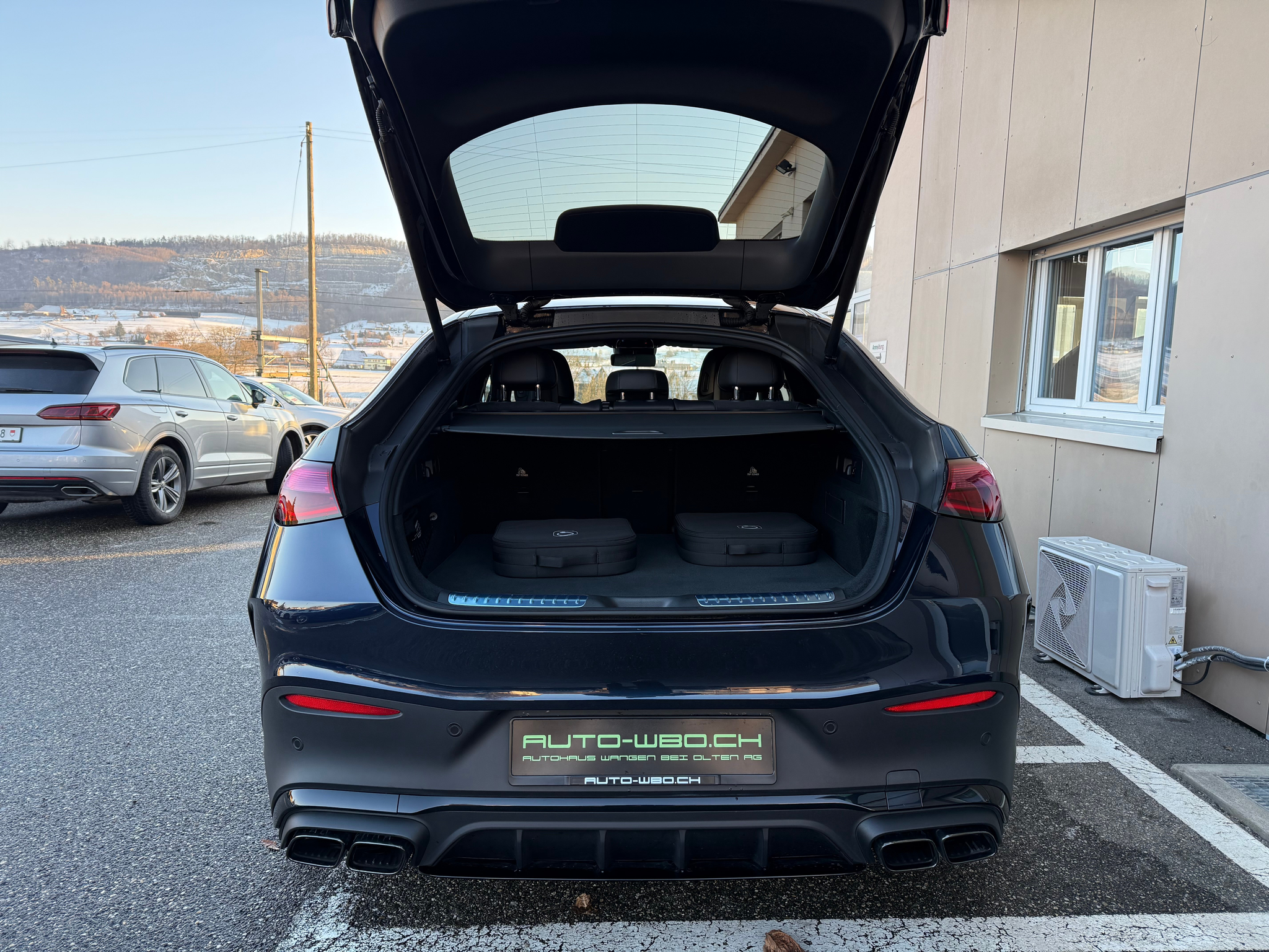 listing desktop thumbnail image 30