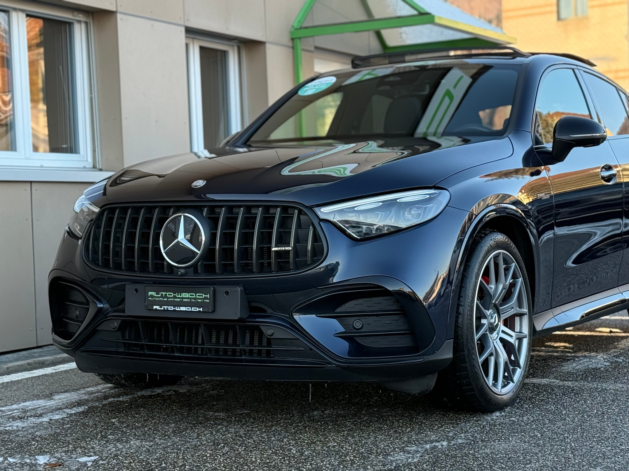 listing desktop thumbnail image 9