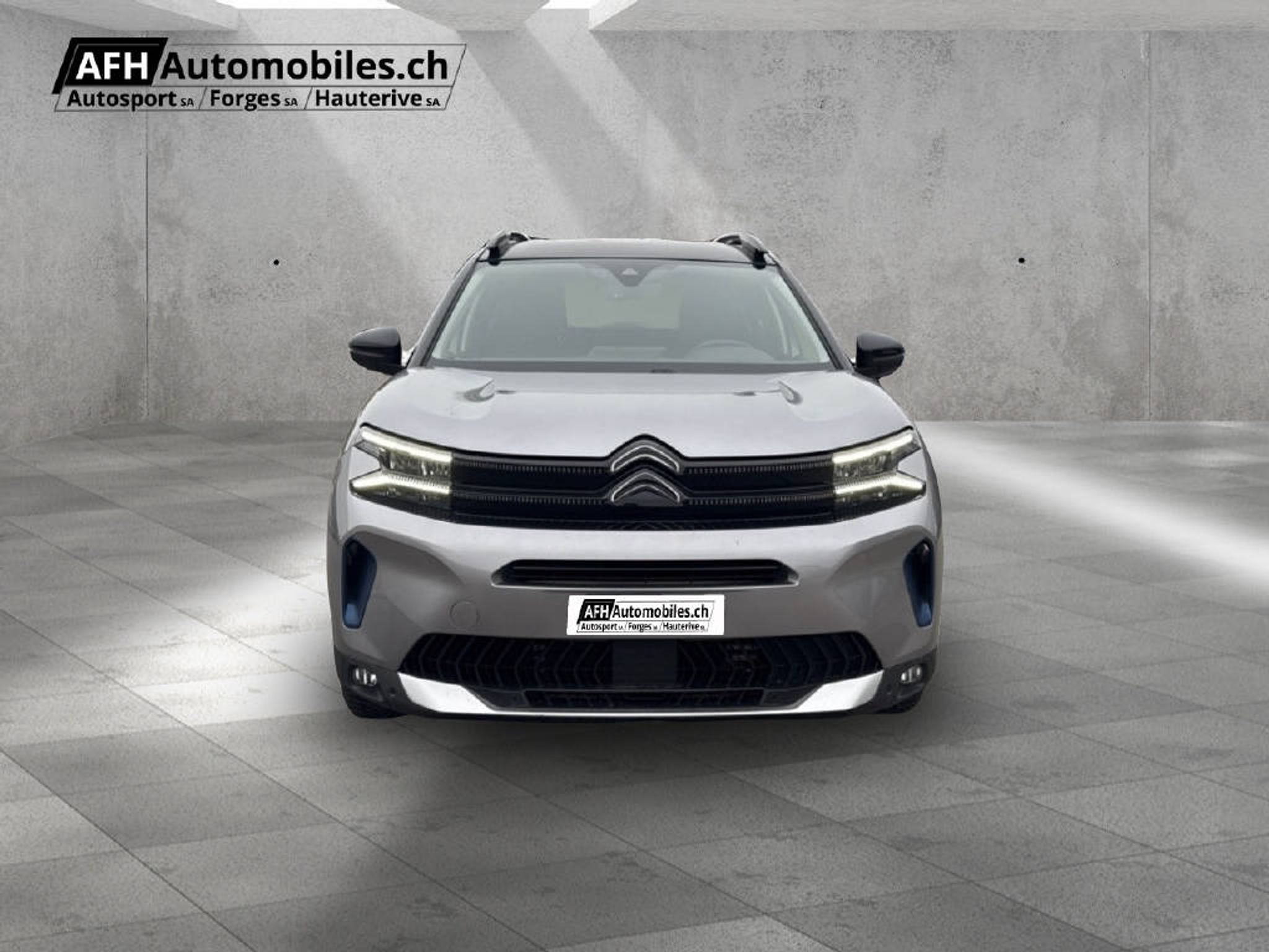 listing desktop thumbnail image 2