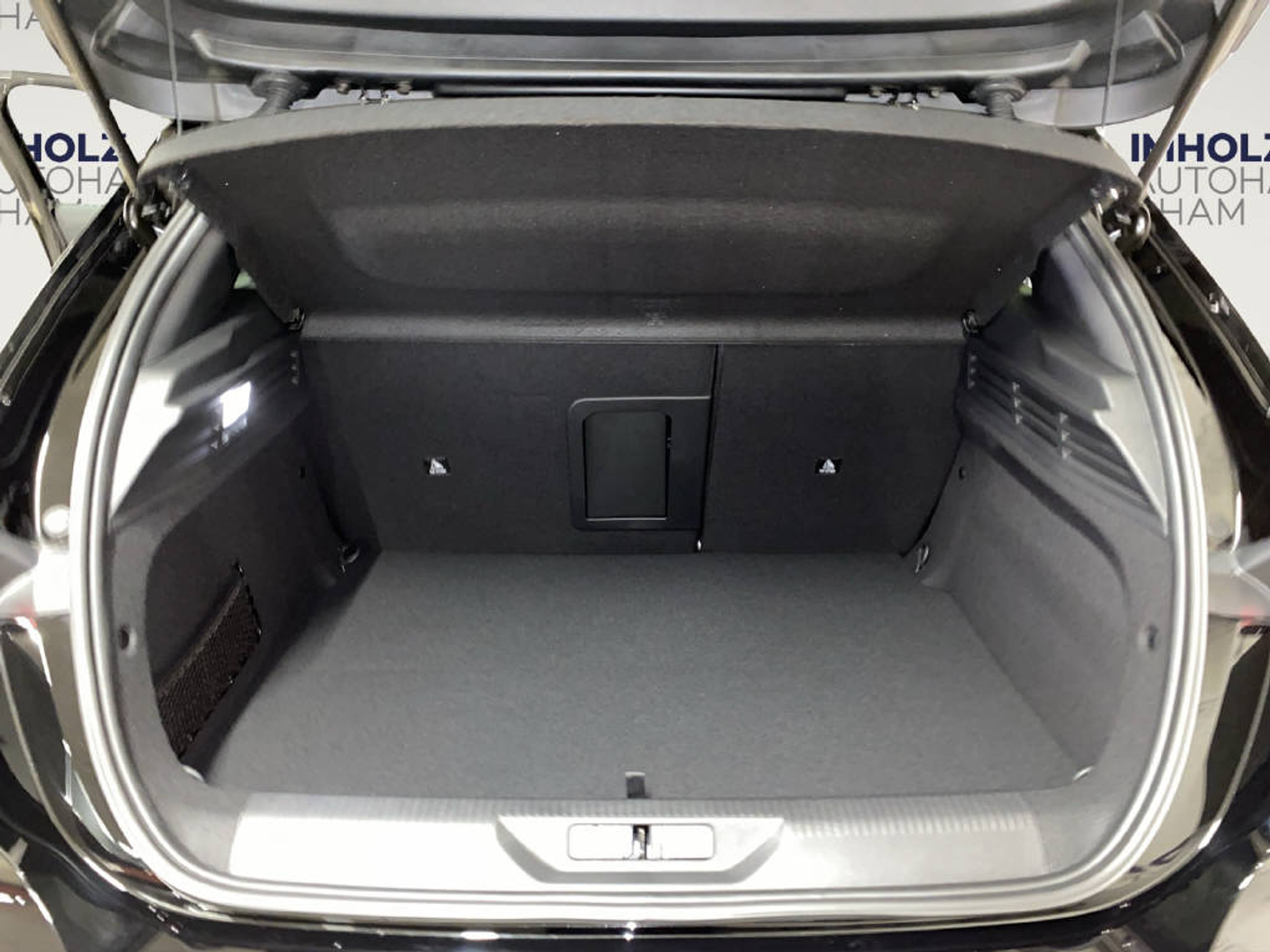 listing desktop thumbnail image 13