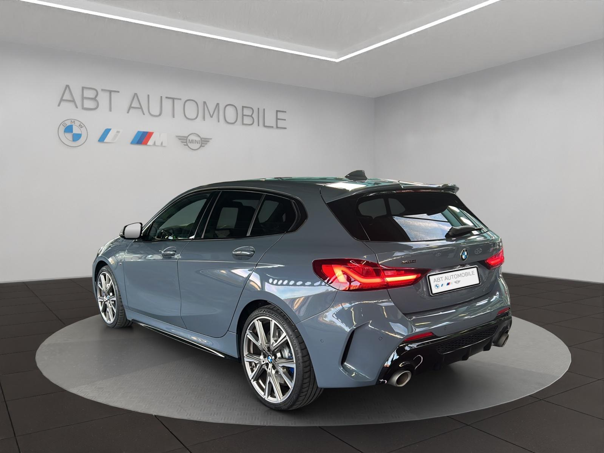 listing desktop thumbnail image 3