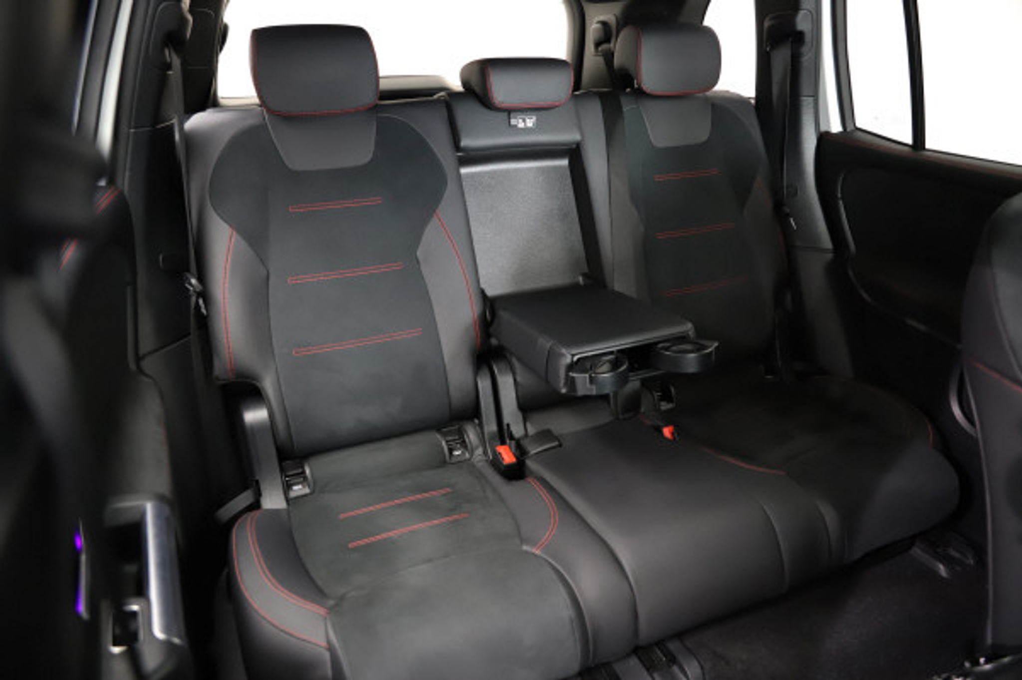 listing desktop thumbnail image 10