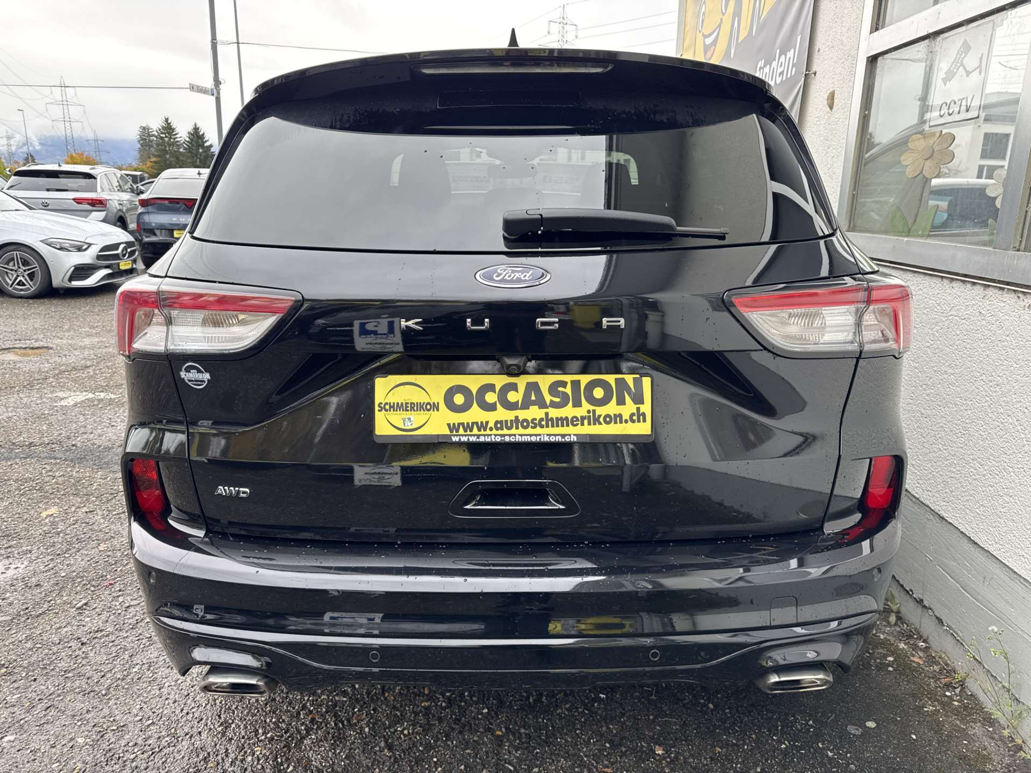 listing desktop thumbnail image 3