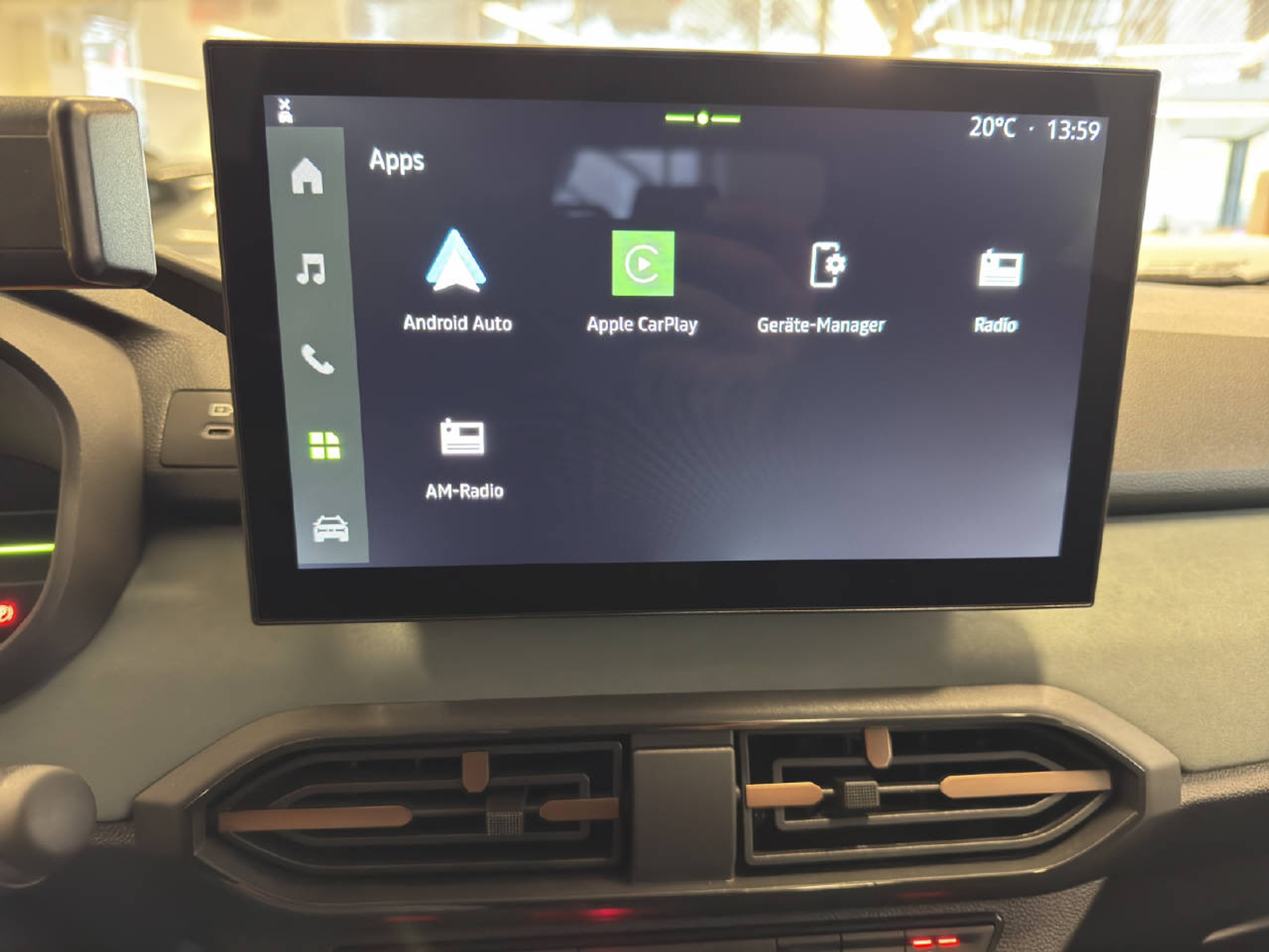 listing desktop thumbnail image 15