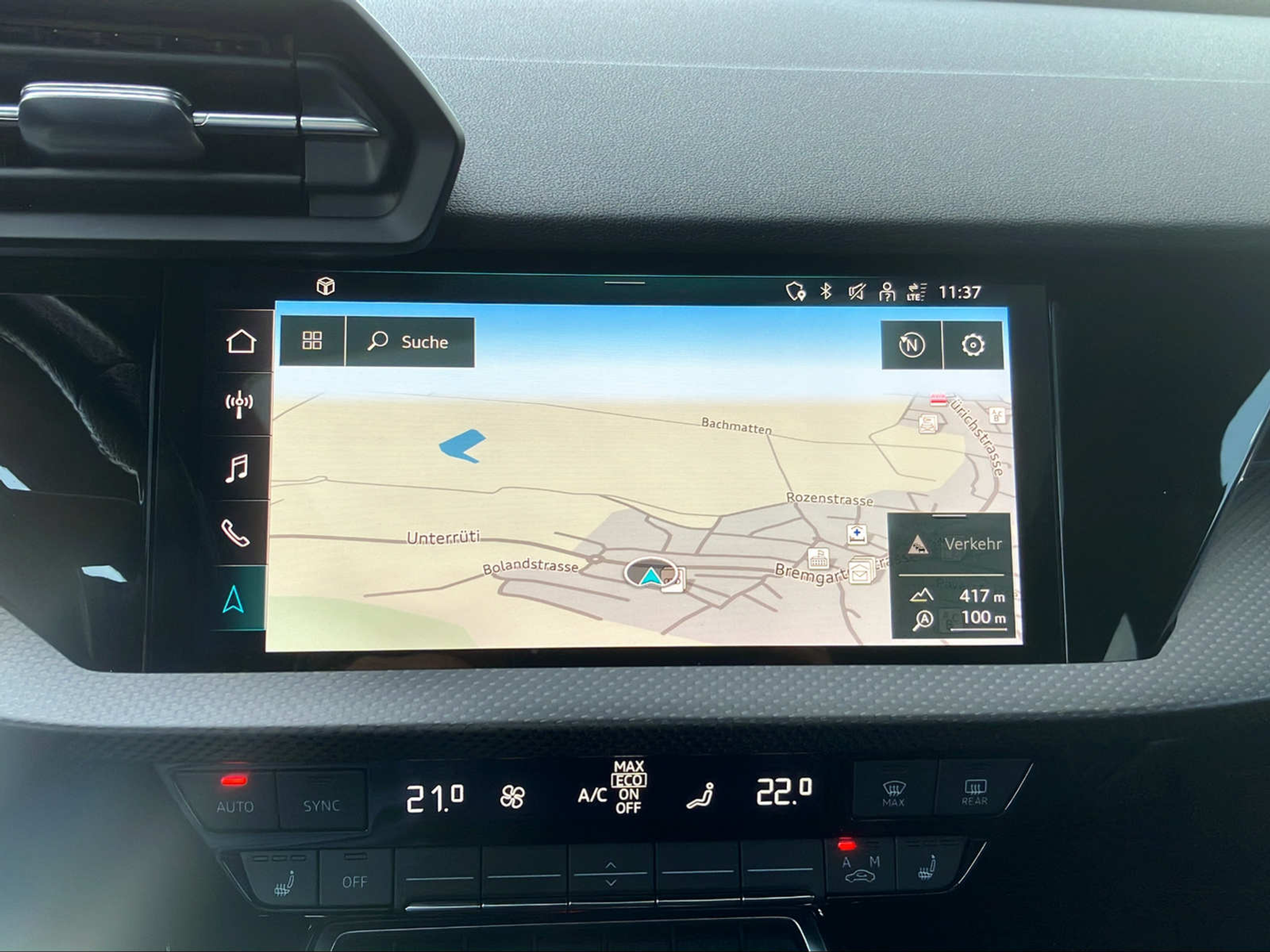 listing desktop thumbnail image 11