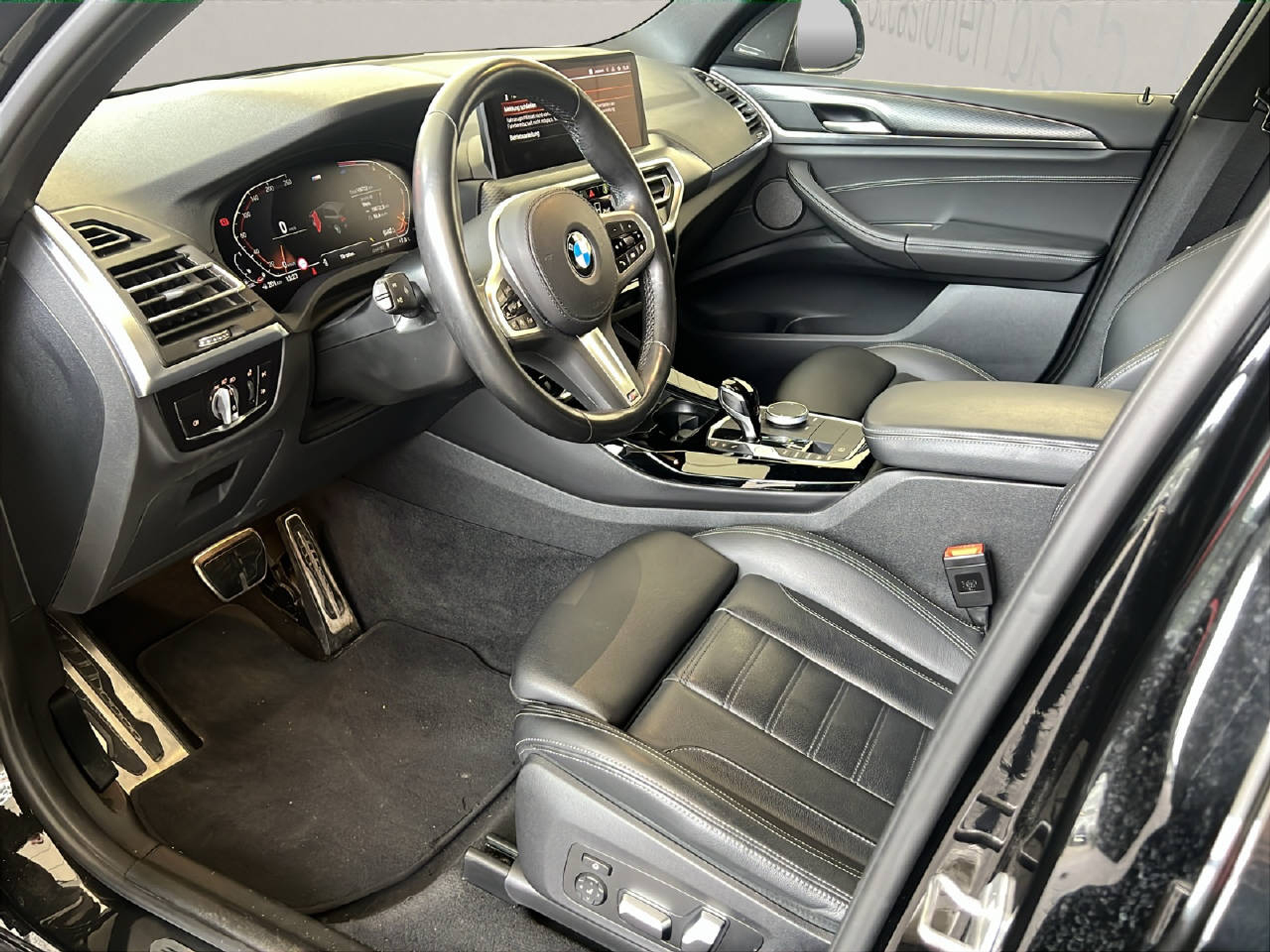 listing desktop thumbnail image 10