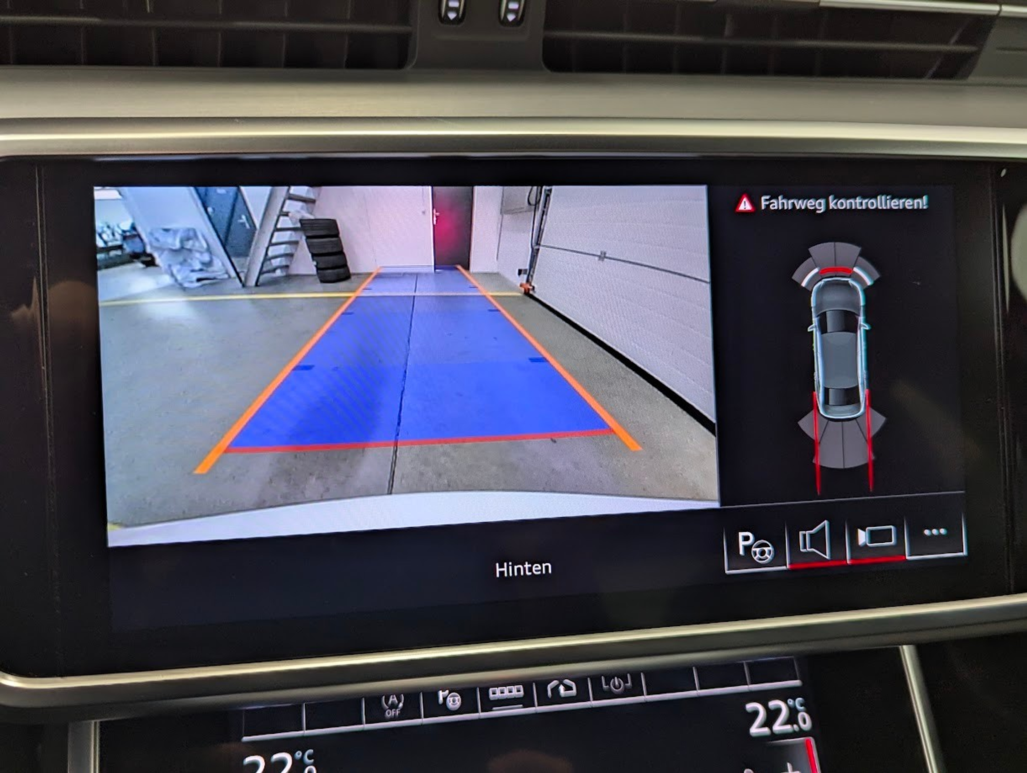 listing desktop thumbnail image 13