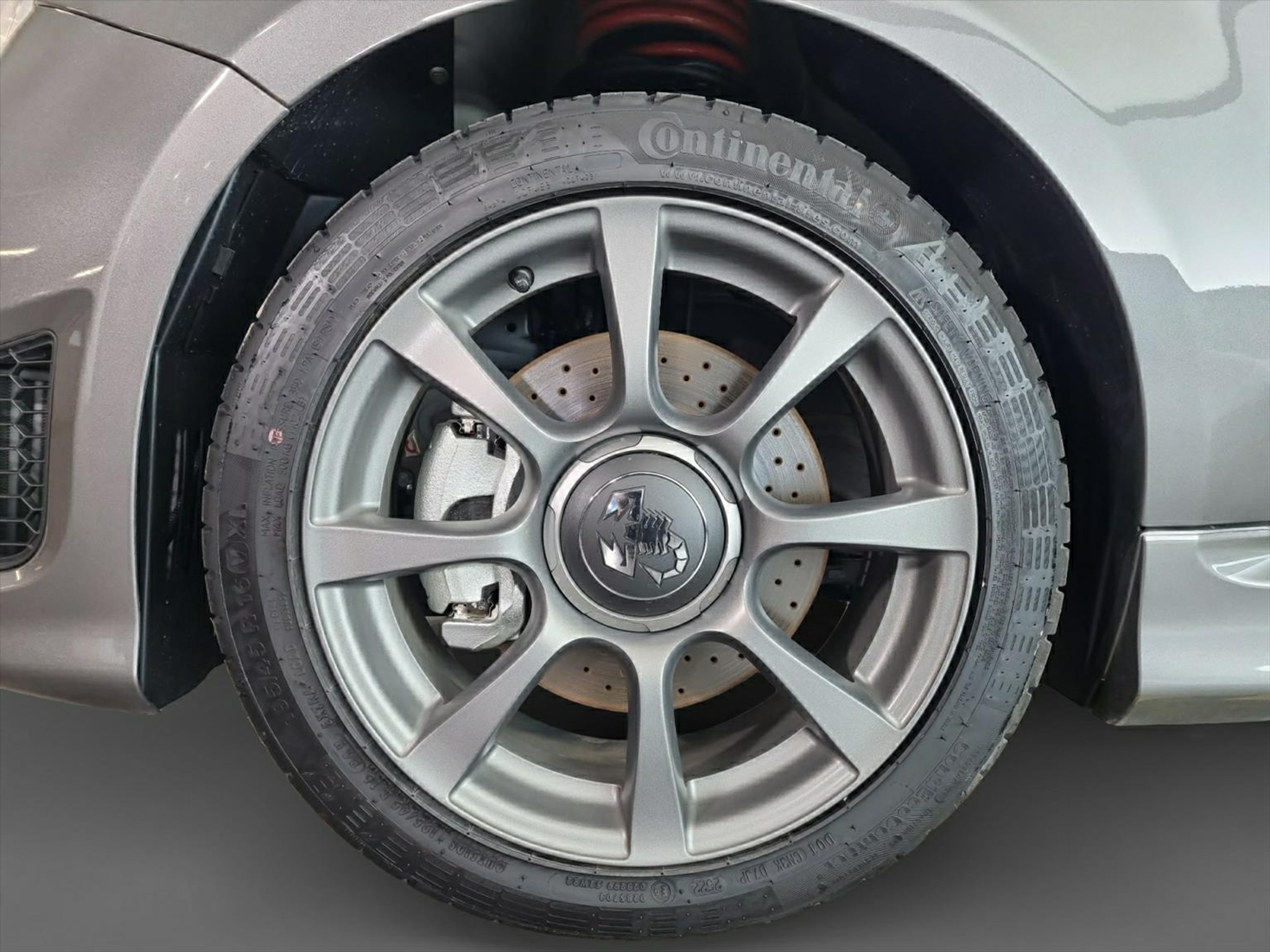 listing desktop thumbnail image 15