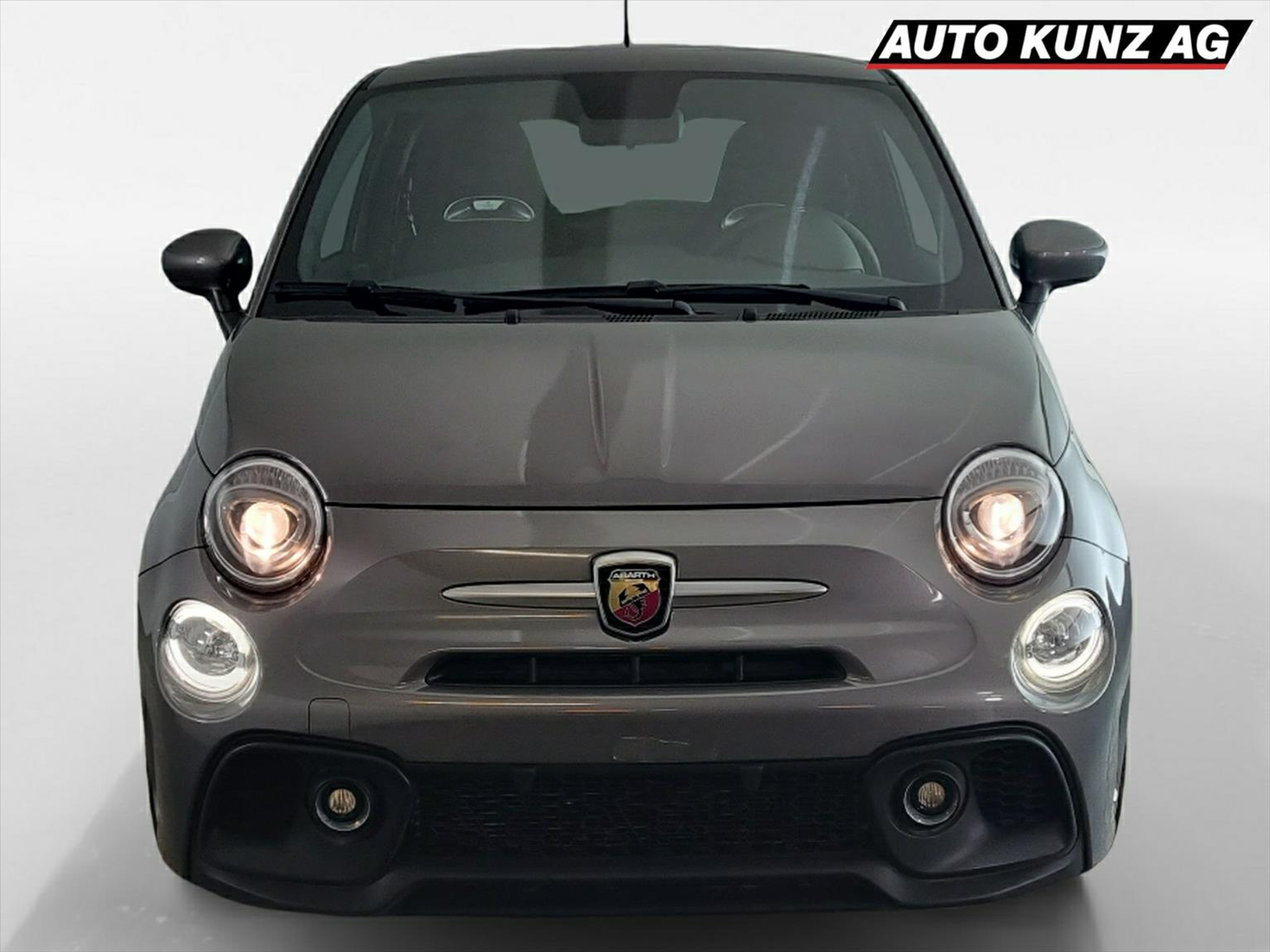 listing desktop thumbnail image 2