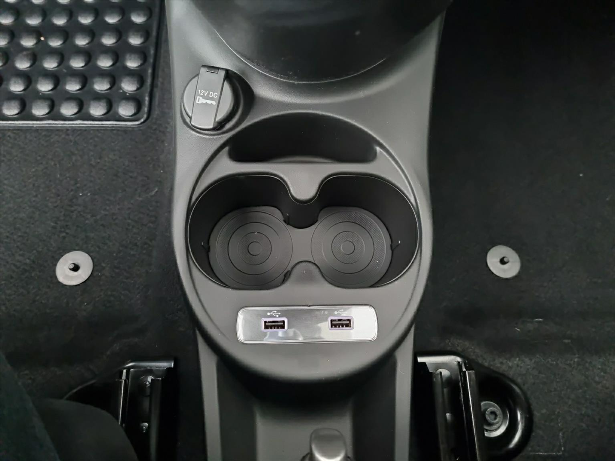 listing desktop thumbnail image 13