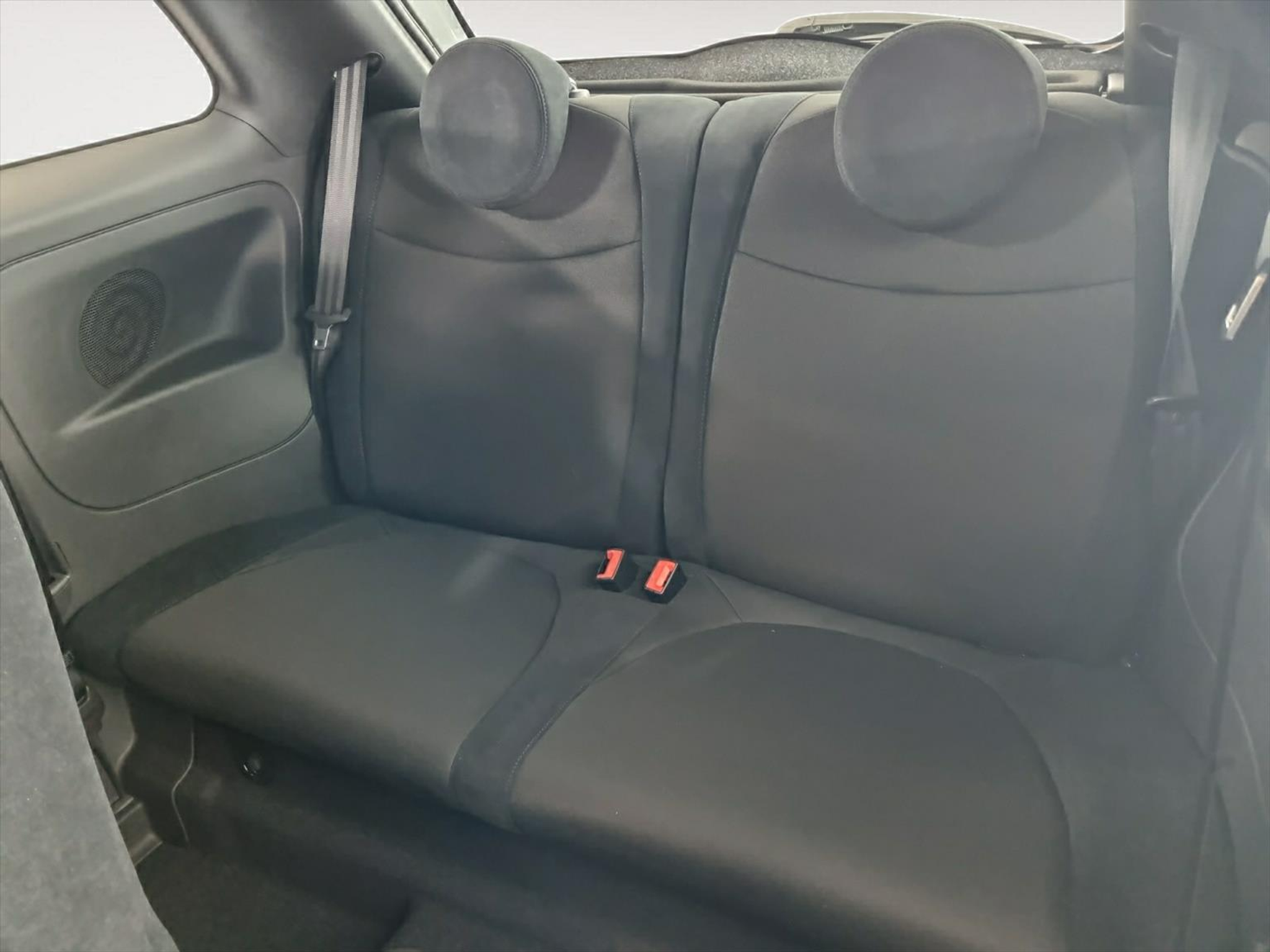 listing desktop thumbnail image 14