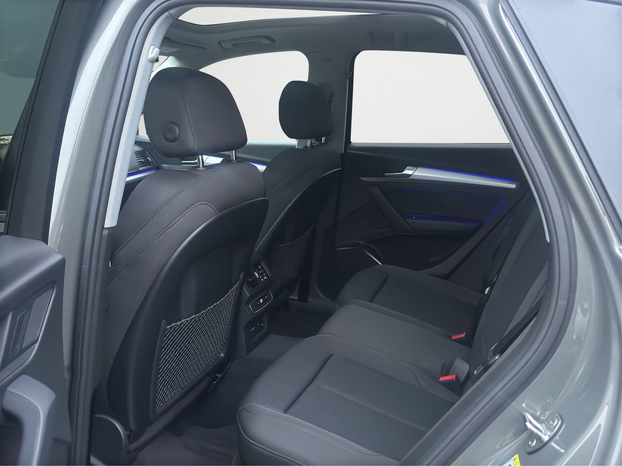 listing desktop thumbnail image 13