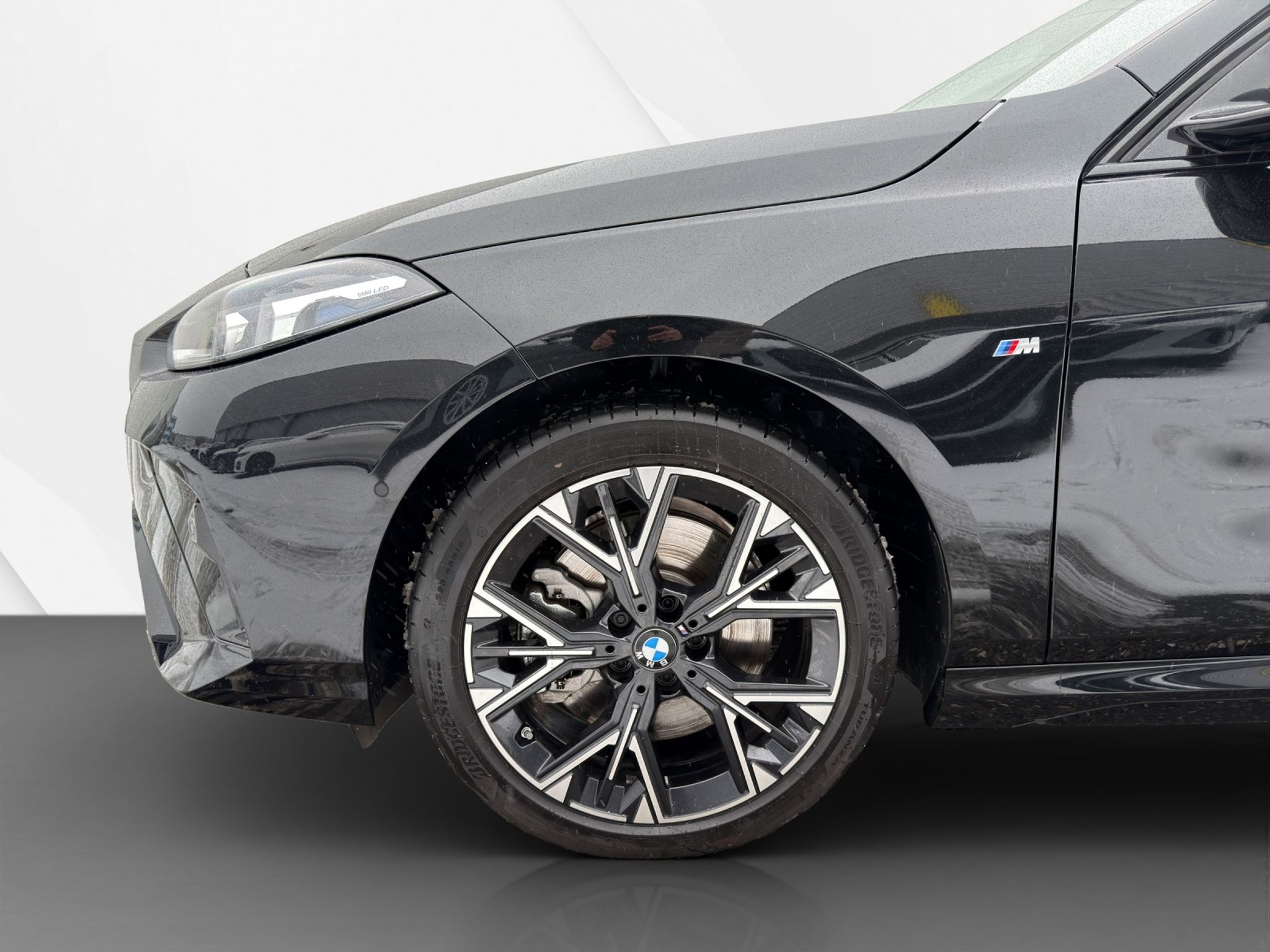 listing desktop thumbnail image 10