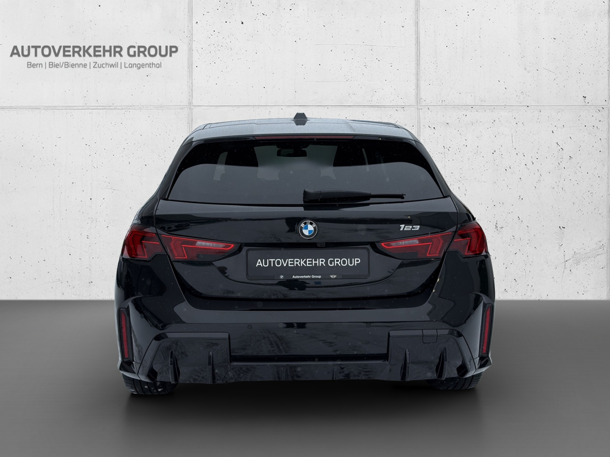 listing desktop thumbnail image 3